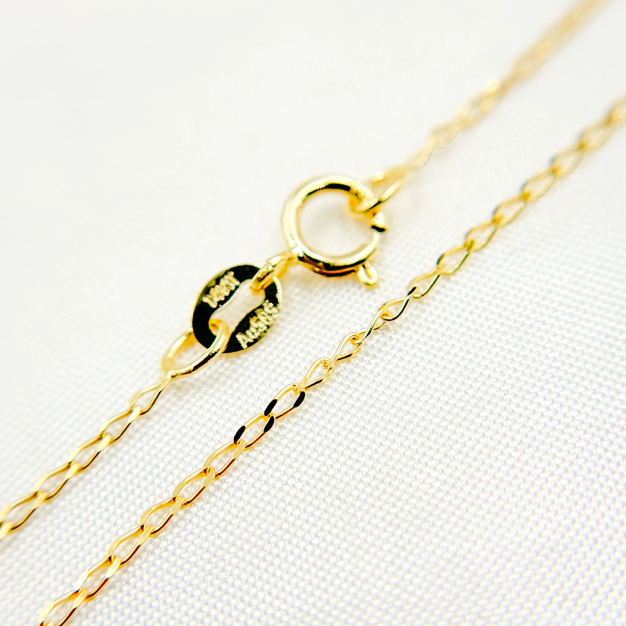028GRT2. 14K Solid Gold Flat Cable Link Chain - Image 4