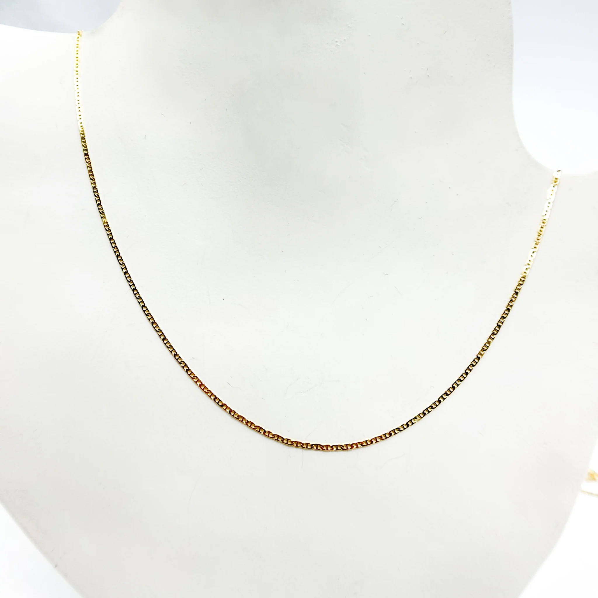 030FLP1BBT2. 14k Solid Gold Flat Marina Link Chain - Image 5