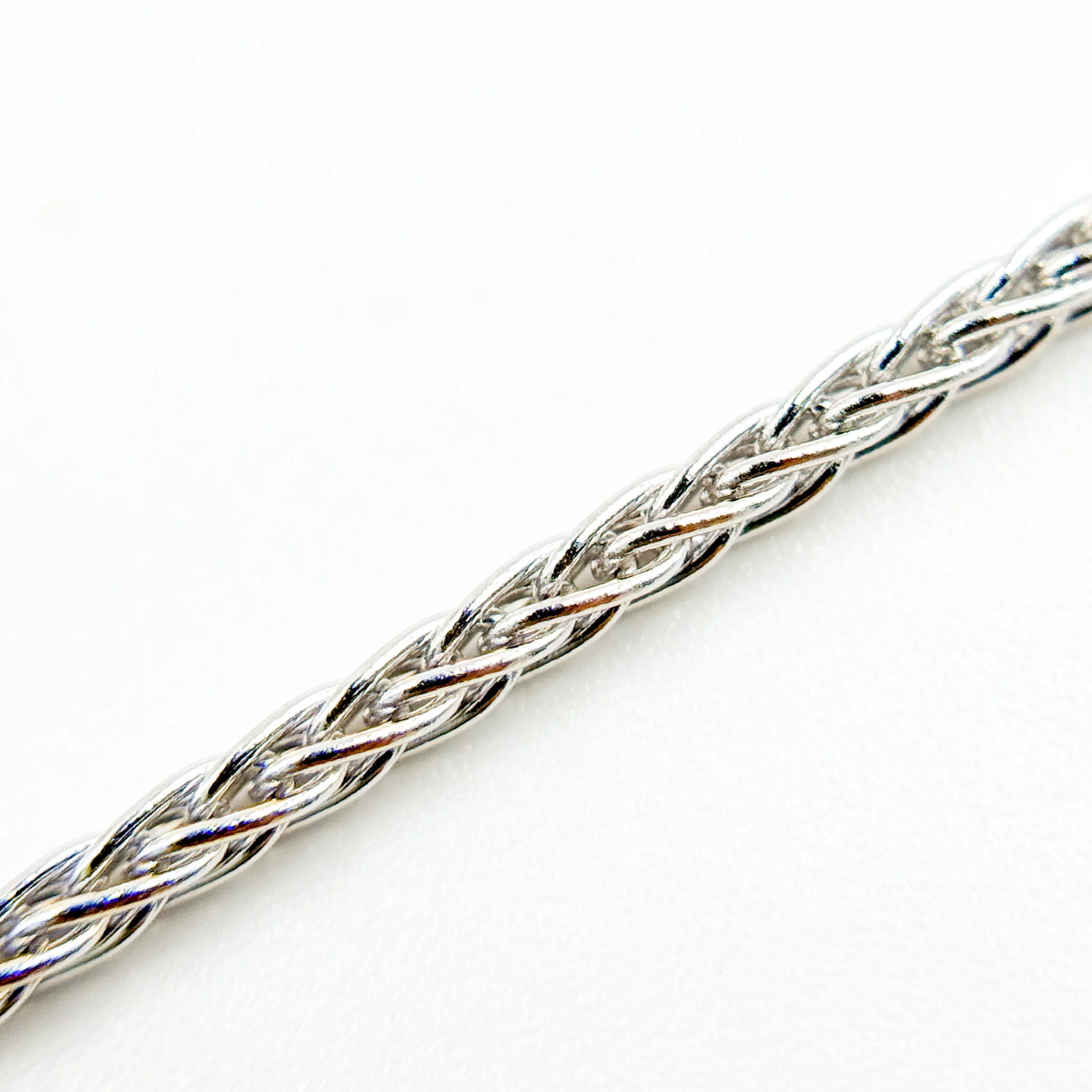 035SP3TFWG. 14K White Solid Gold Wheat Chain - Image 2