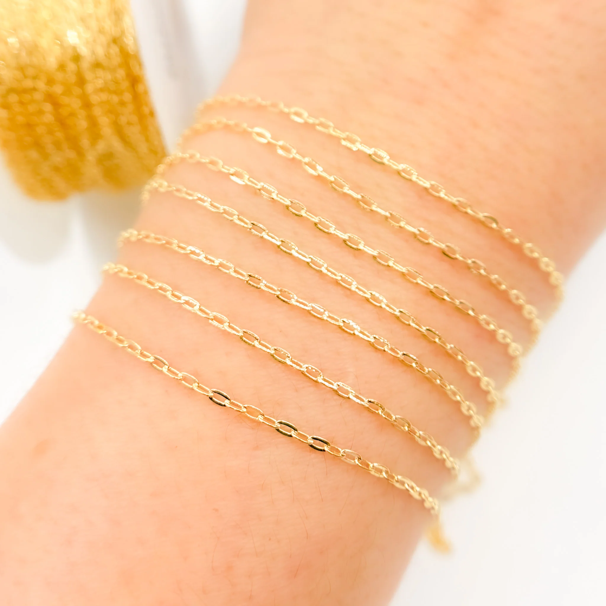 040FBFL5L913BYFT. 14K Solid Gold Flat Oval Link Chain - Image 2