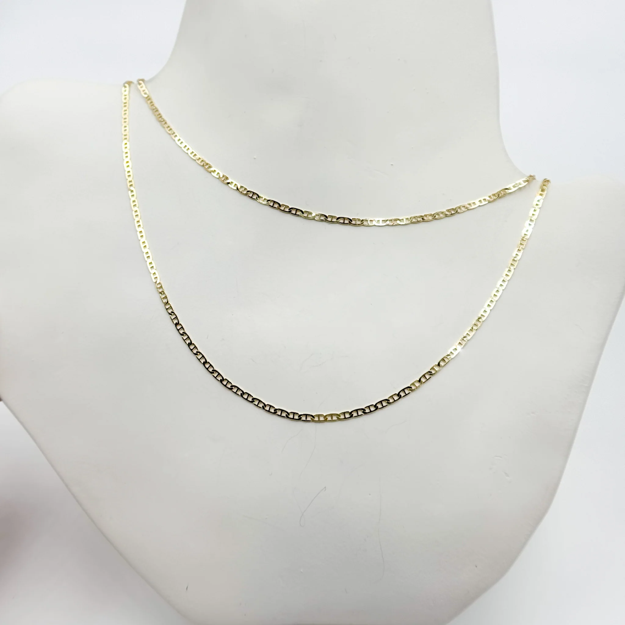 040FLP1BBT2. 14k Solid Gold Flat Marina Link Chain - Image 6