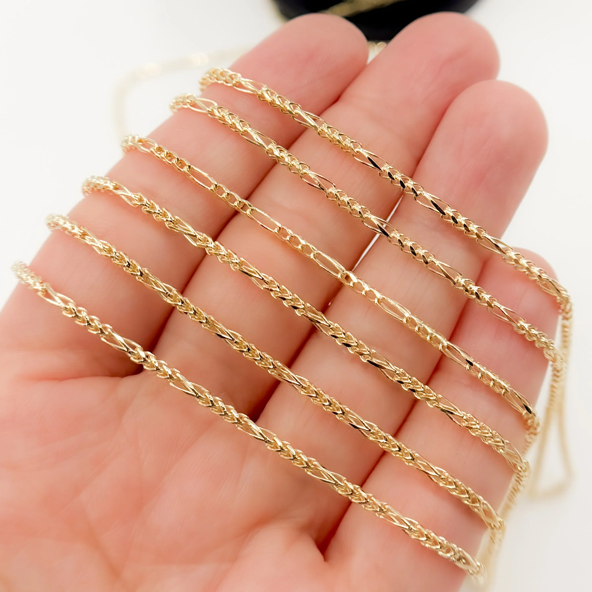 050G06FRDTL426byFt. 14K Solid Gold Round Figaro Link Chain - Image 3