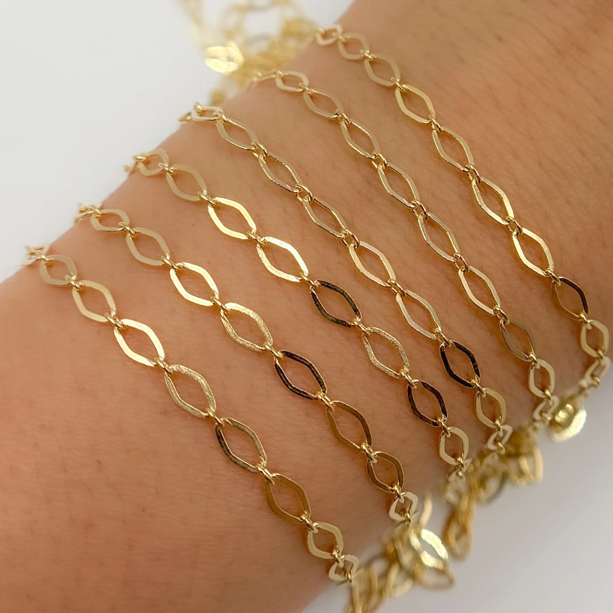 058FL1BLbyFt. 14k Solid Yellow Gold Smooth Flat Oval Link Chain - Image 3