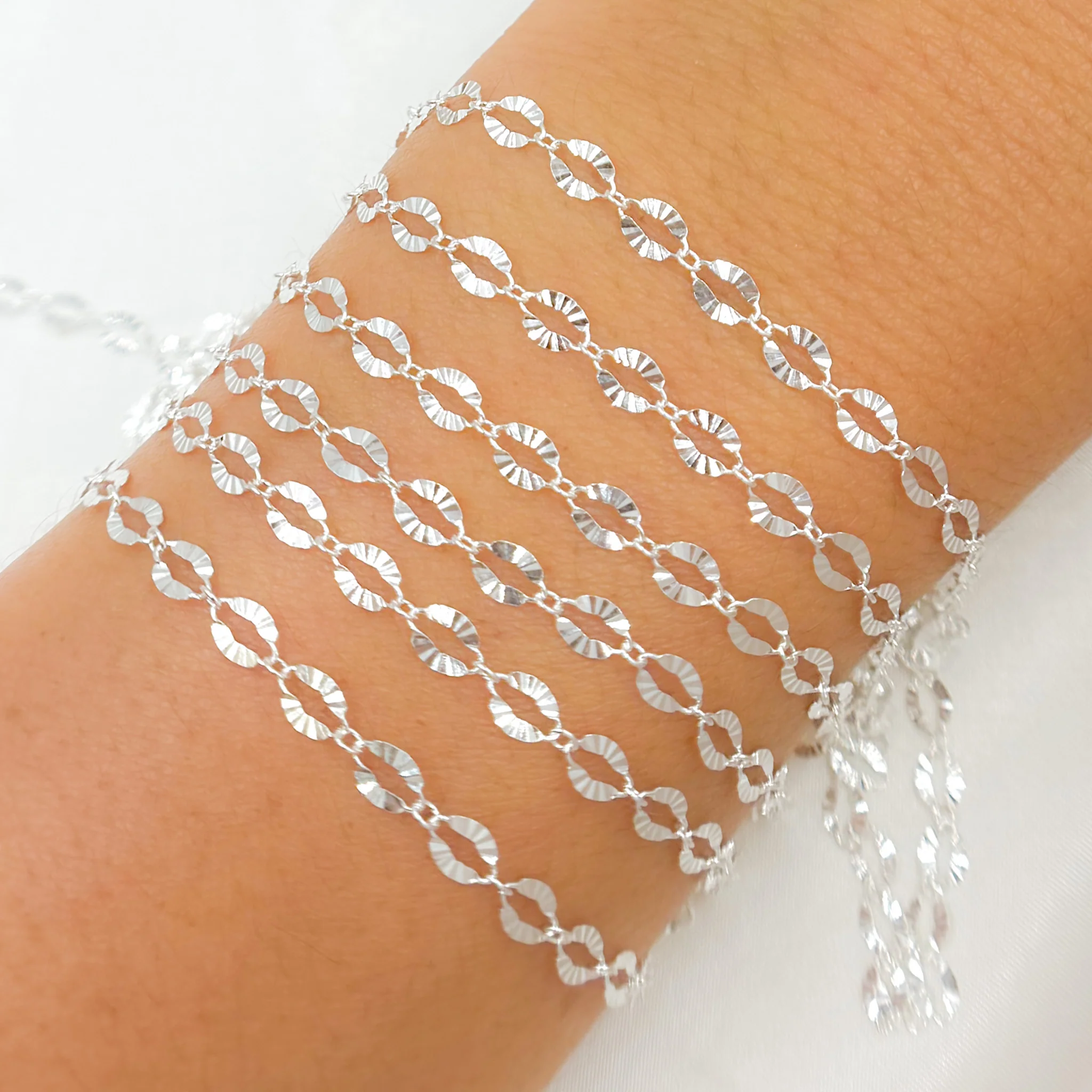 1370SBSFSS. Sterling Silver Diamond Cut Marina Link Chain - Image 5