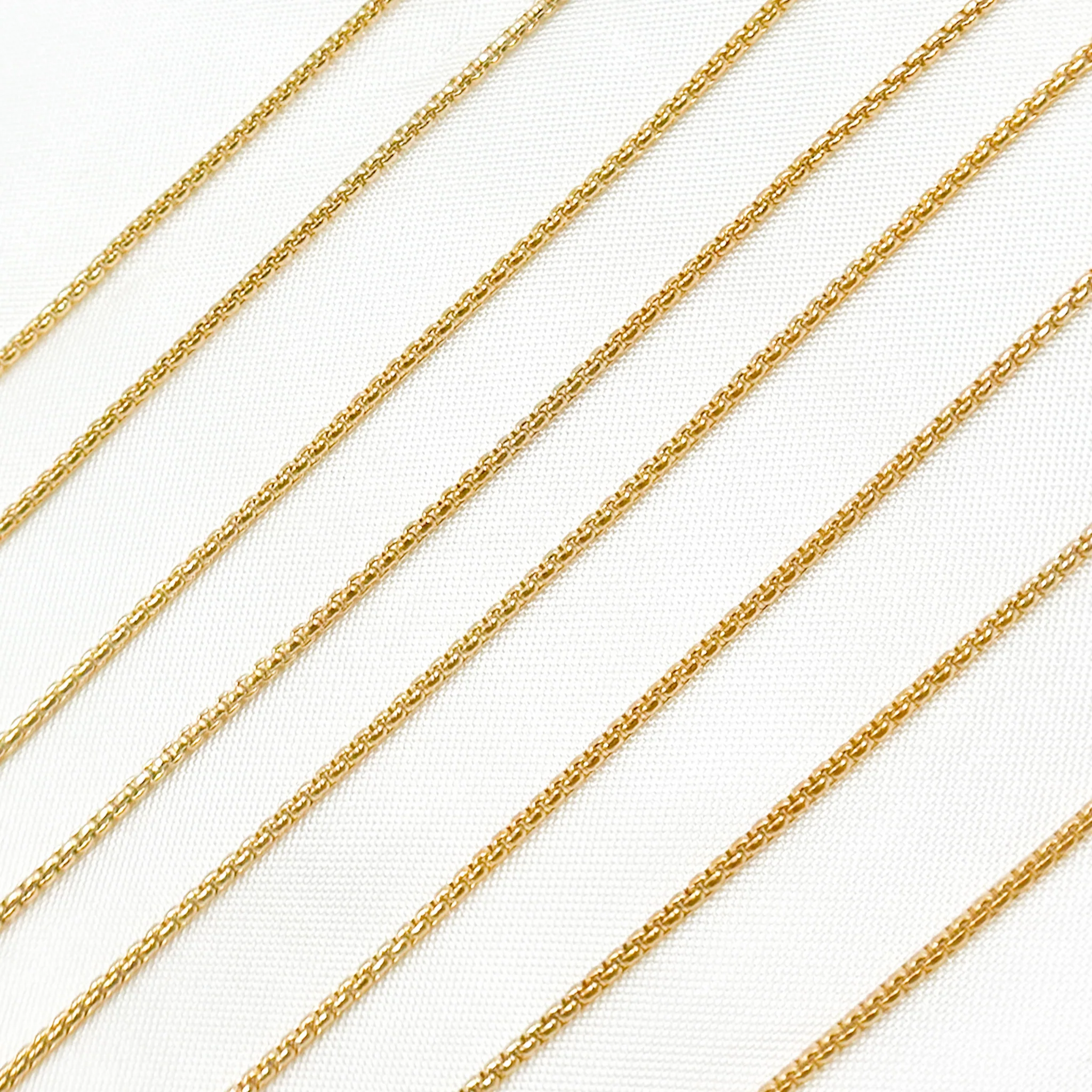 774GF. 14K Gold-Filled Box Chain - Image 4