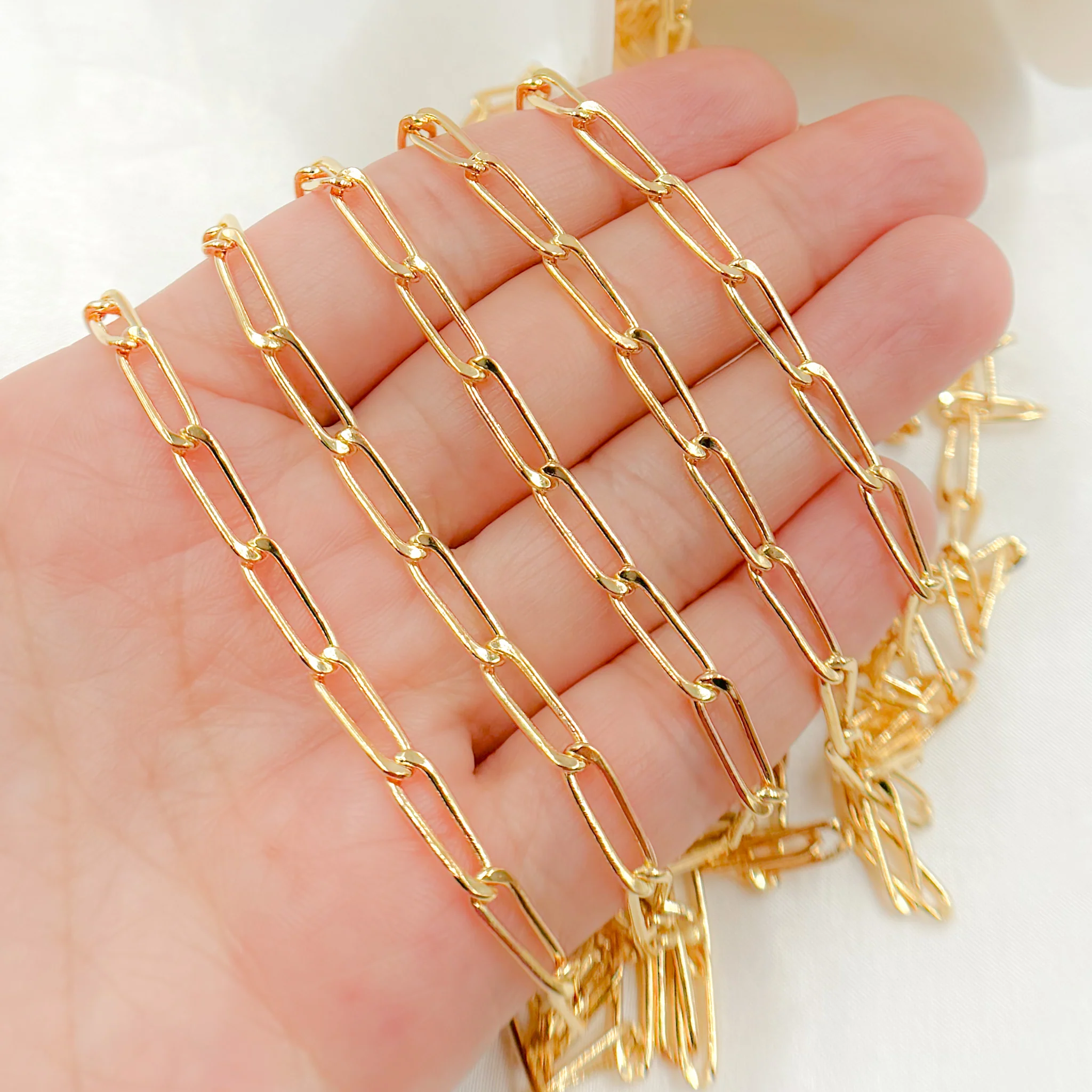 299GF. Gold Filled Curb Paperclip Chain - Image 3