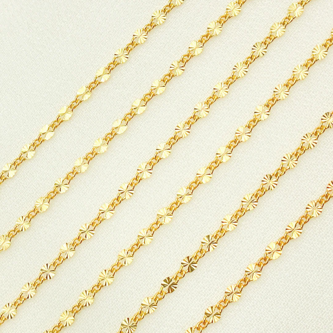 V186GF. 14k Gold Filled Diamond Cut Marina Link Chain - Image 3