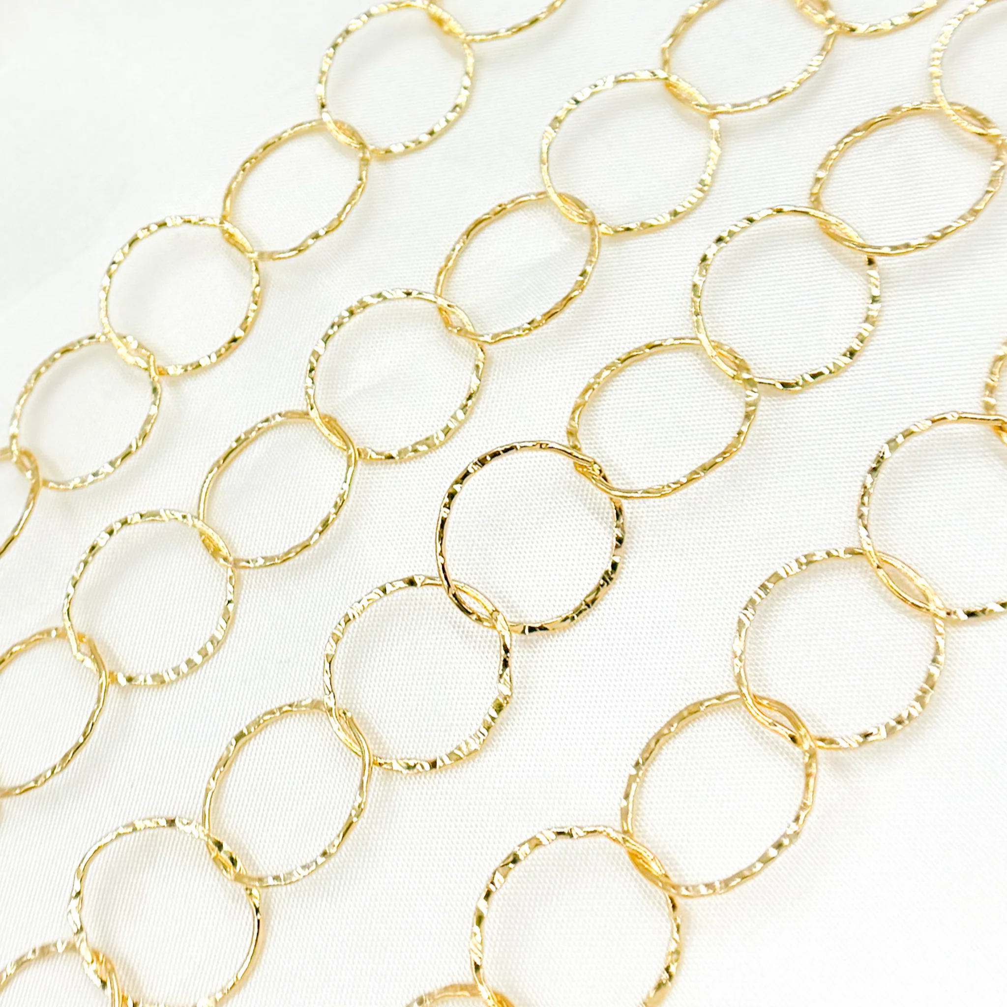 748KGF. 14K Gold Filled Hammered Round Link Chain - Image 6