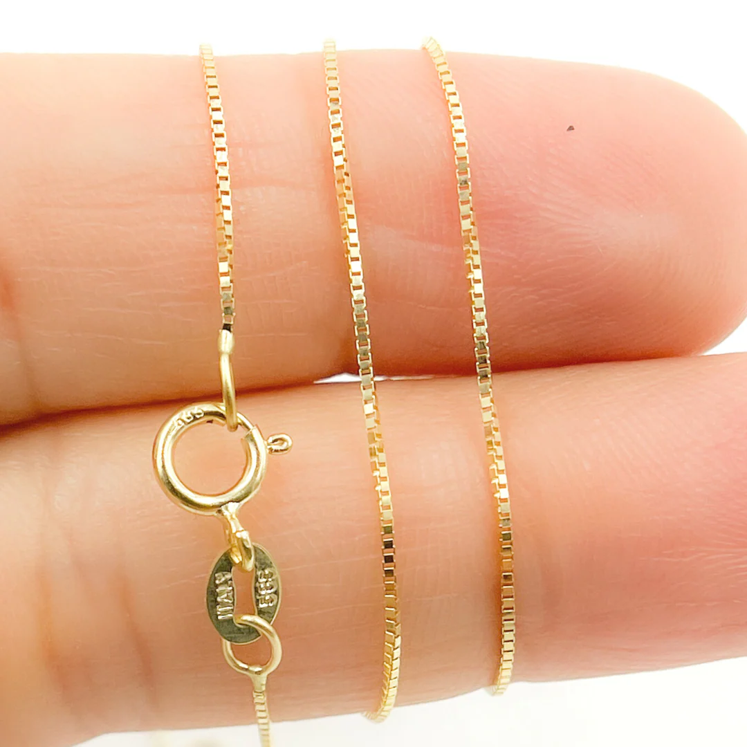040VED. 14K Solid Gold Box Chain