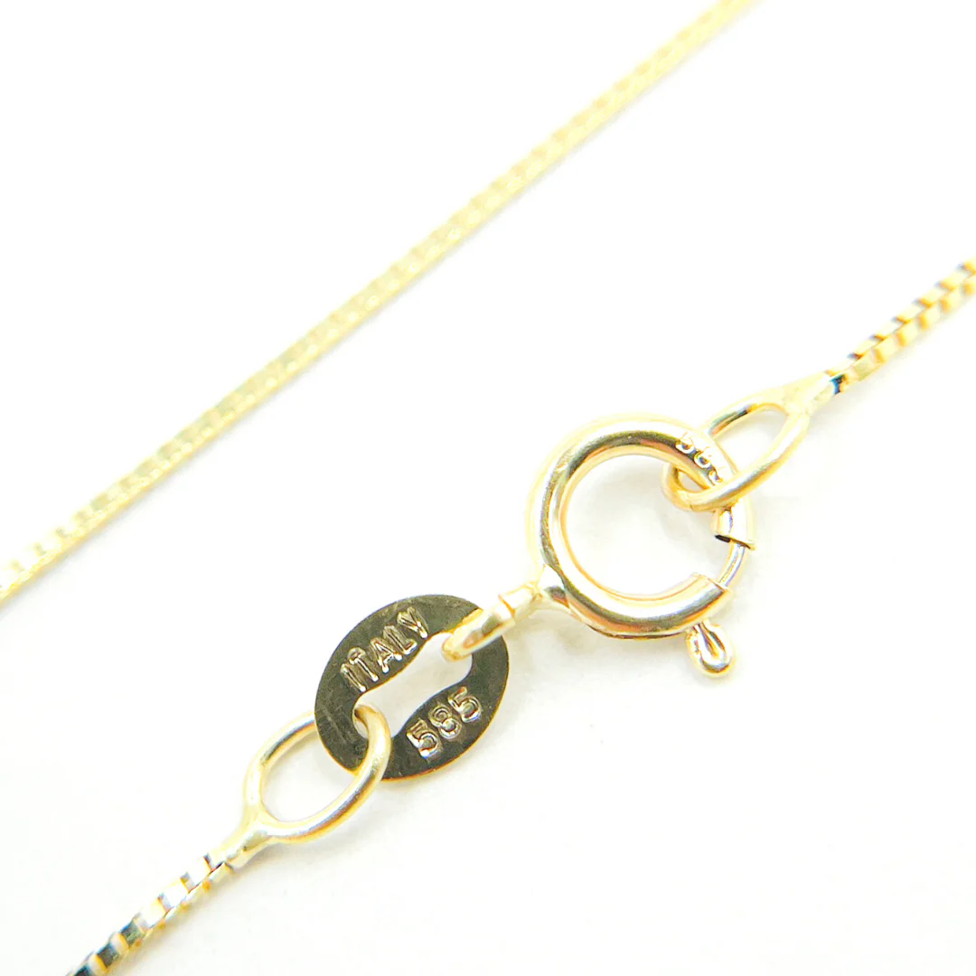 040VED. 14K Solid Gold Box Chain - Image 4
