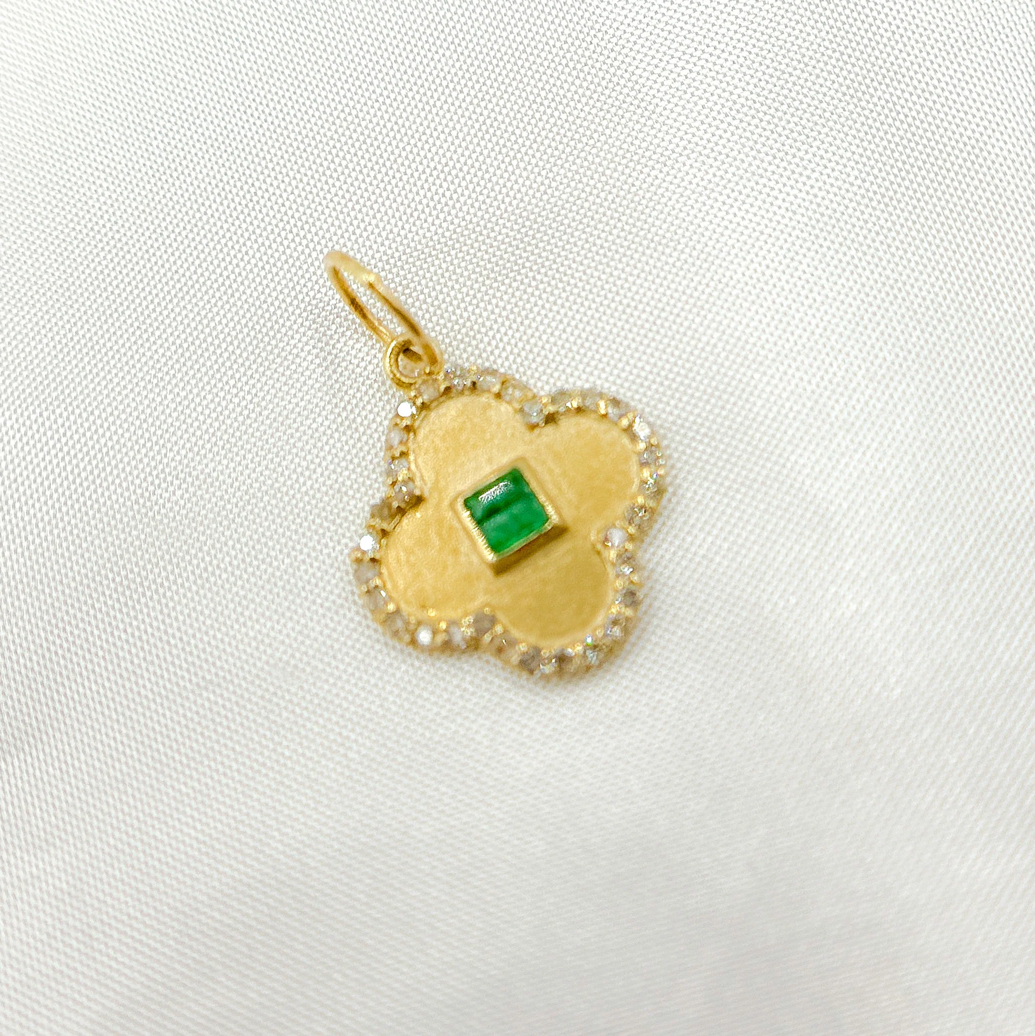 GDP648.14k Solid Gold Diamond and Emerald Clover Charm - Image 4