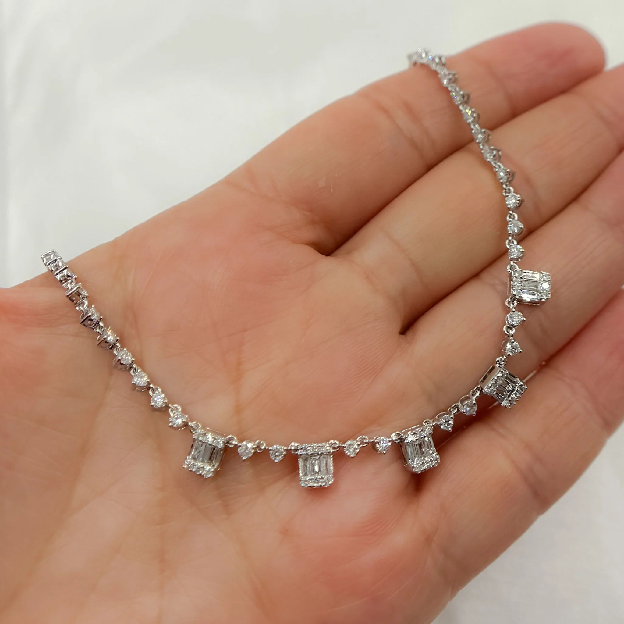 NK401355. 14K Solid Gold Diamond Dangle Necklace - Image 2