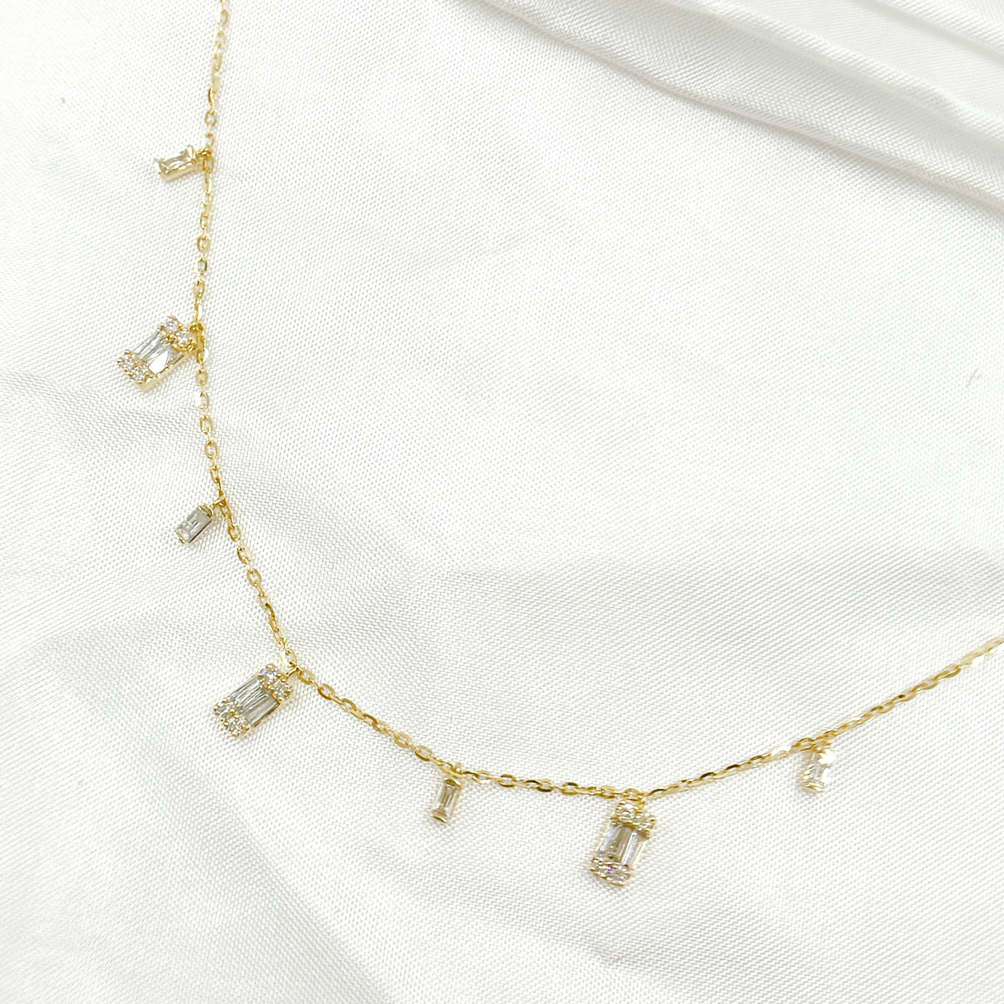NT401824. 14K Solid Gold Diamond Dangle Necklace - Image 3