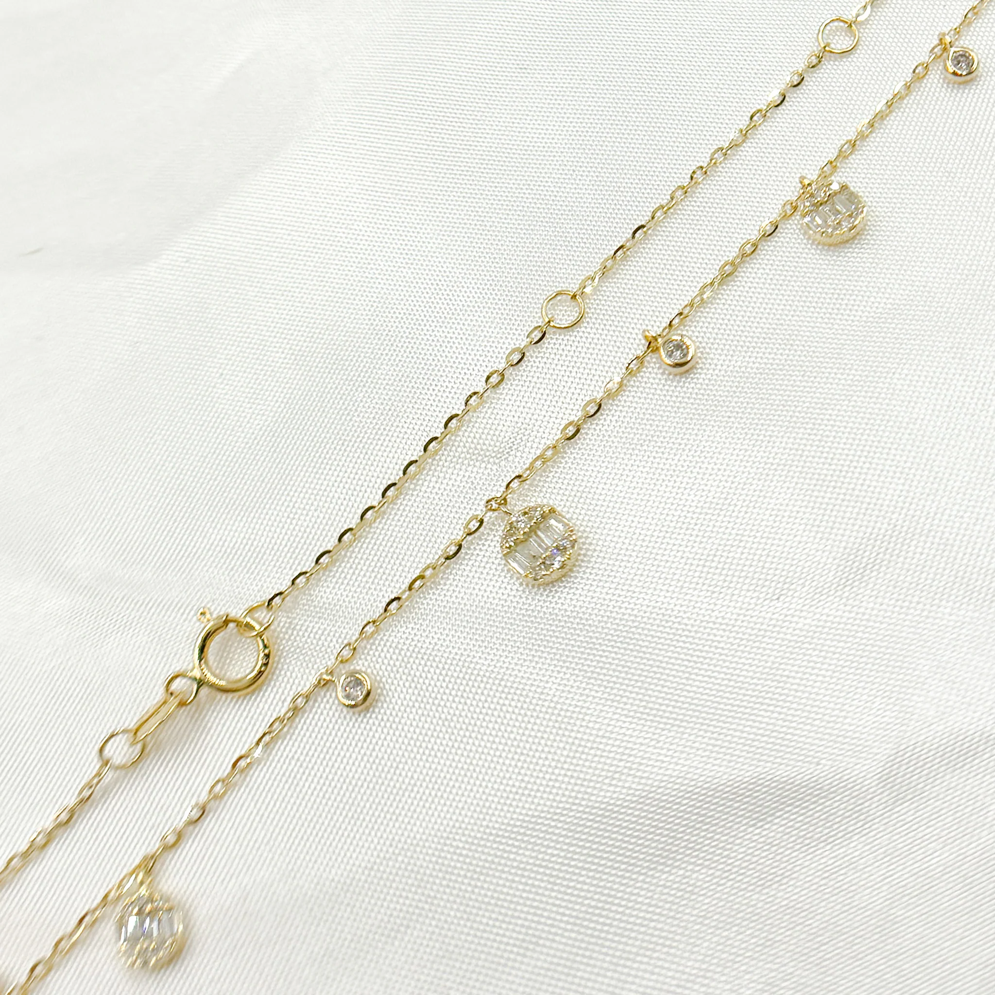 NT401855. 14K Solid Gold Diamond Dangle Necklace - Image 3