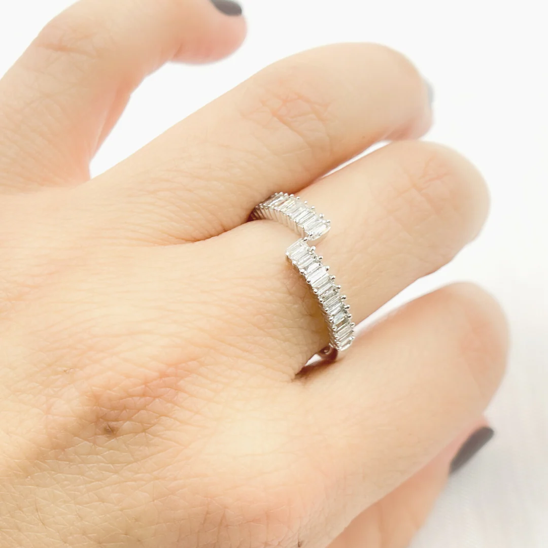 RFG17444. 14K Solid Gold Diamond Double Line Ring - Image 6