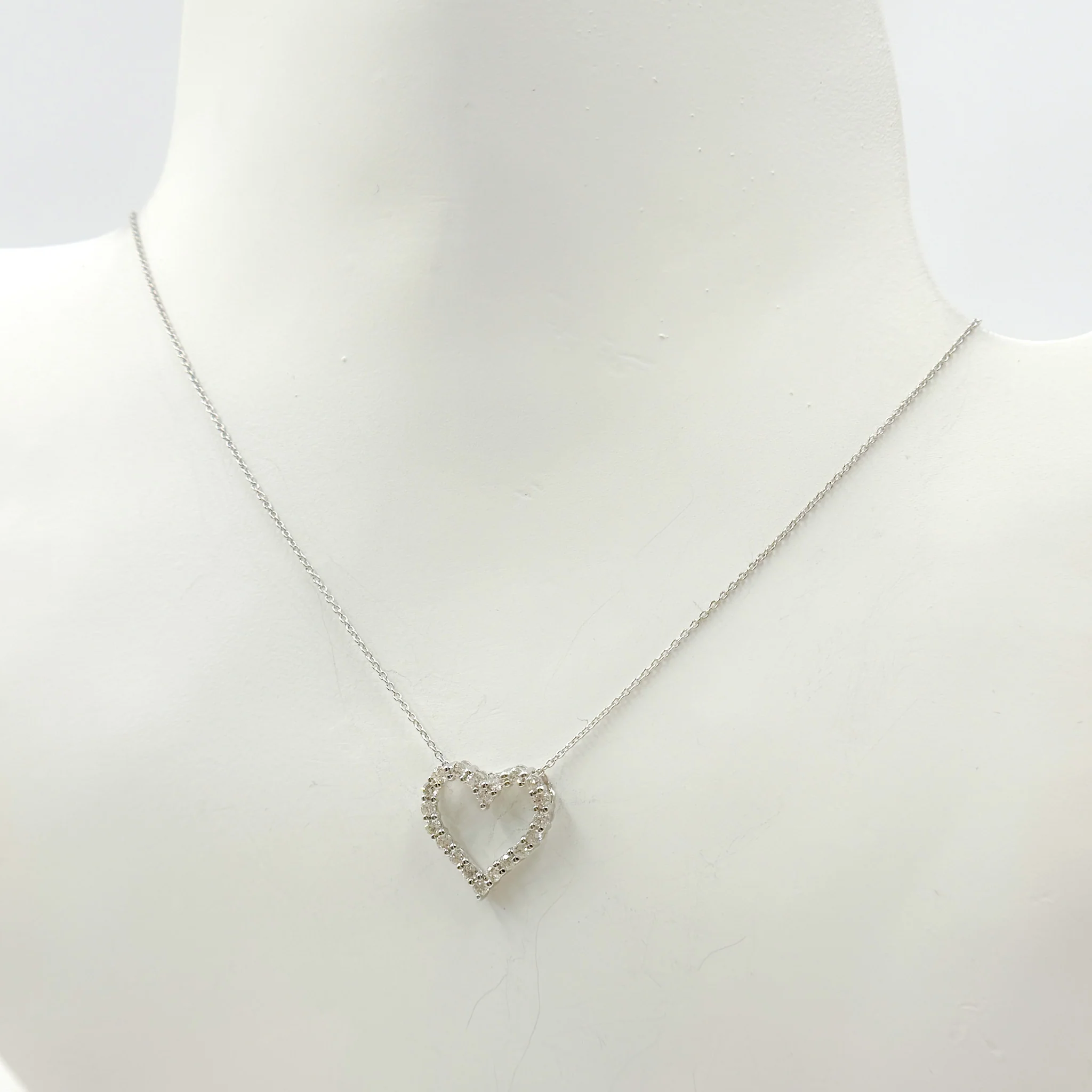 TJ0006. 14K Solid Gold Diamond Heart Shape Necklace - Image 5