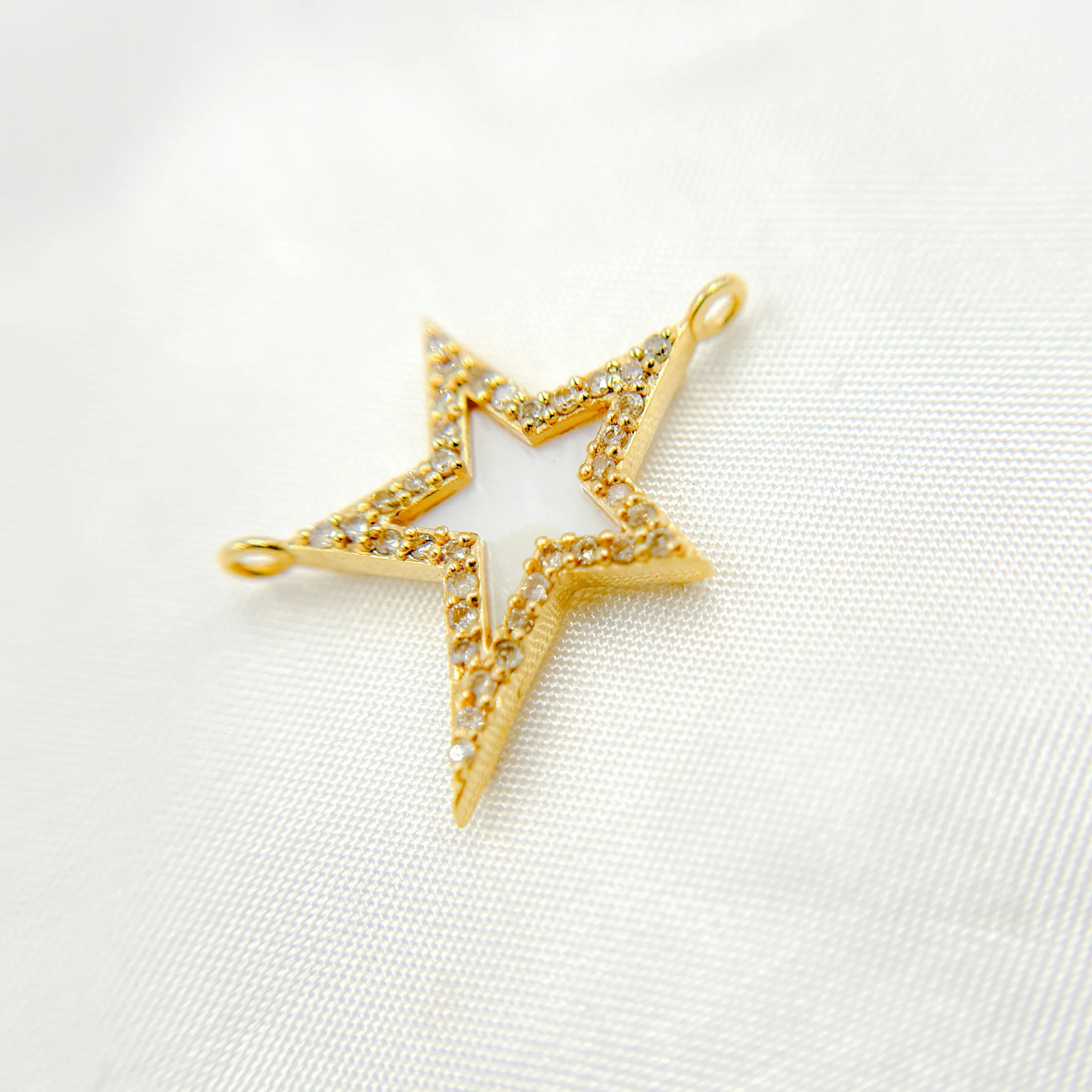GDP667. 14k Solid Gold Diamond & Mother of Pearl Star Charm