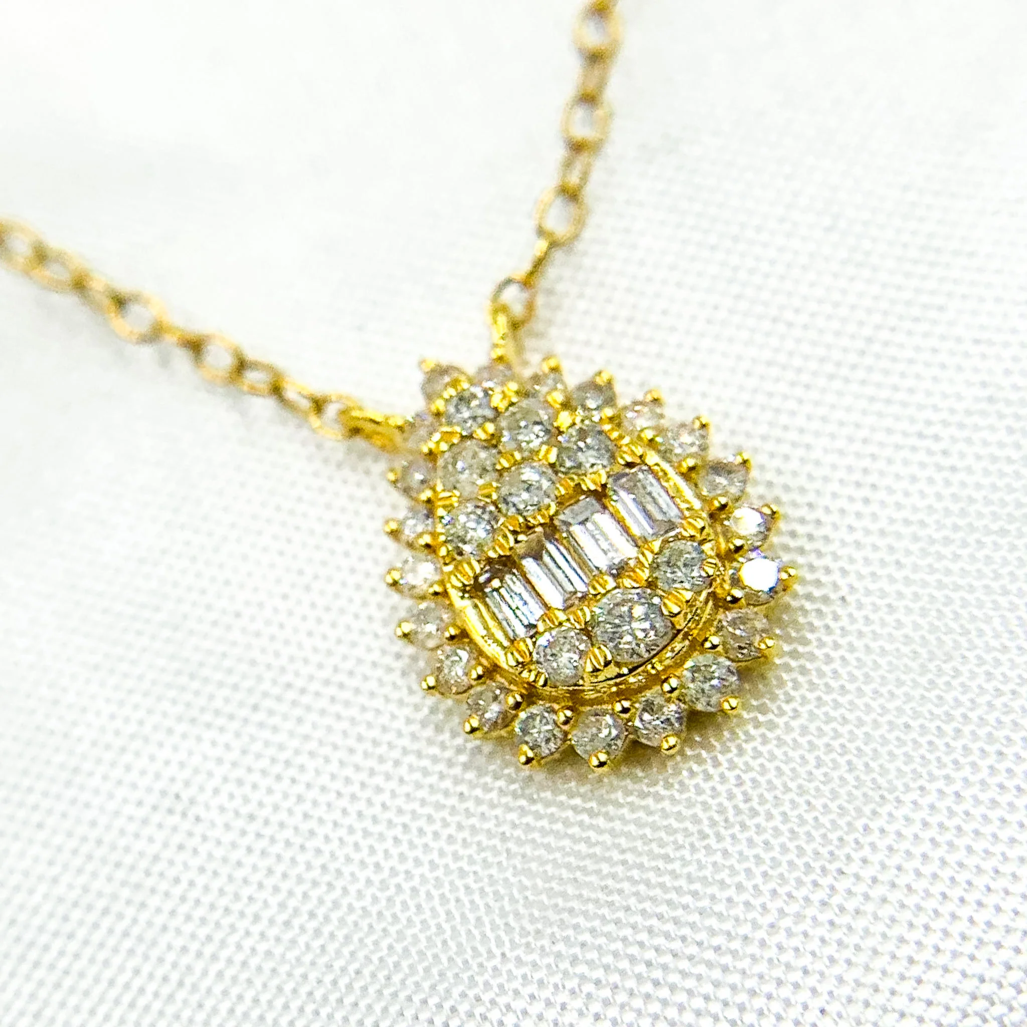 NFF71234. 14k Solid Gold Diamond  Necklace - Image 3
