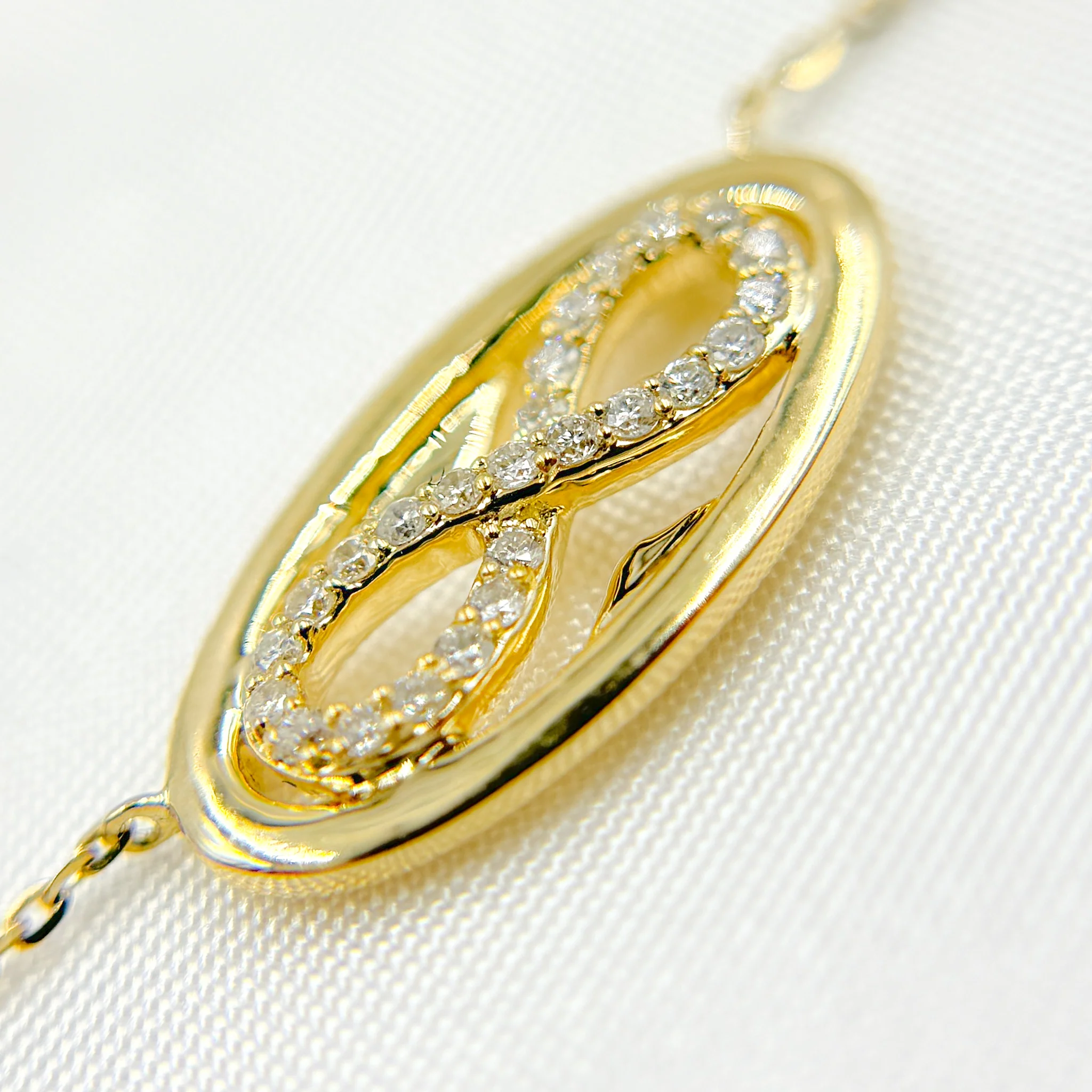 NT401354. 14K Solid Gold Diamond Necklace - Image 5