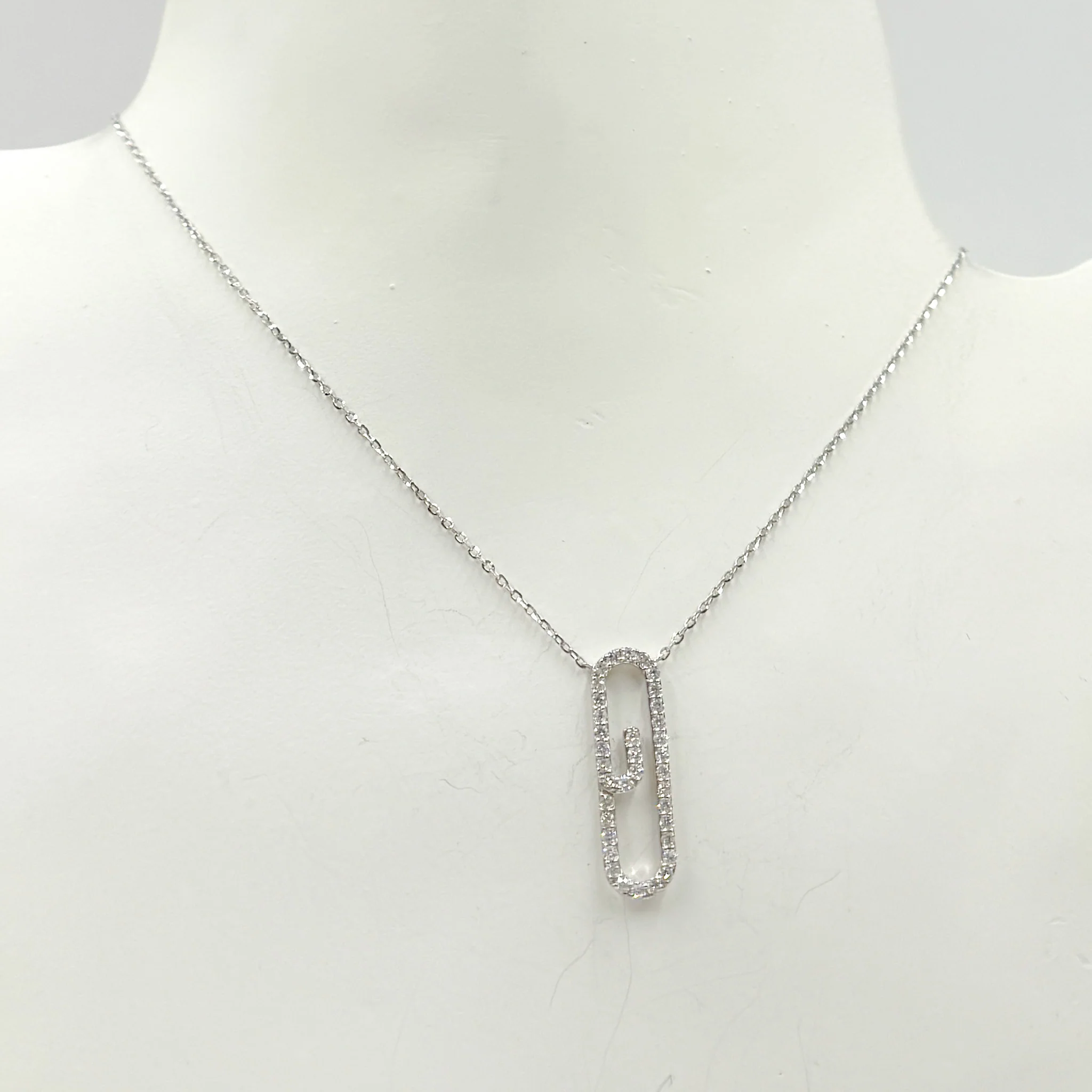 NT403712. 14K Solid Gold Diamond Paperclip Shape Necklace - Image 7
