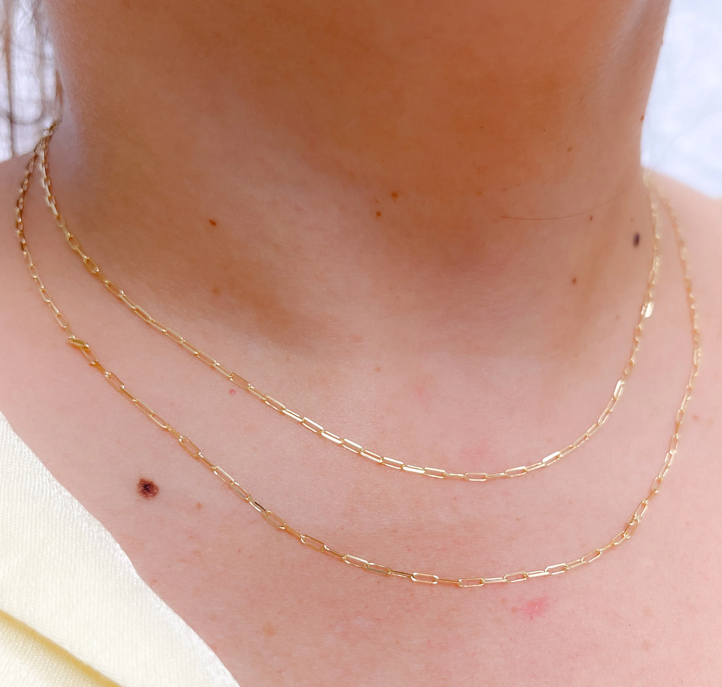 040FVBFVT5. 14K Solid Gold Paperclip Chain - Image 3