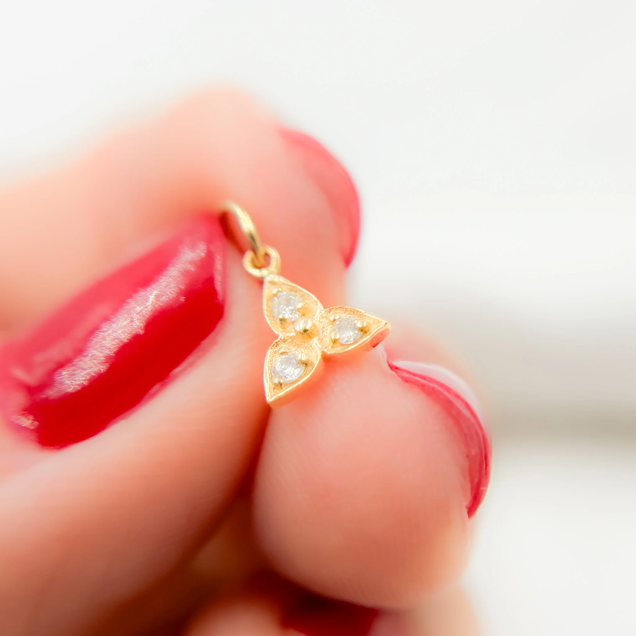14K Solid Gold Three Petal Flower with Diamonds. GDP402 - Image 2