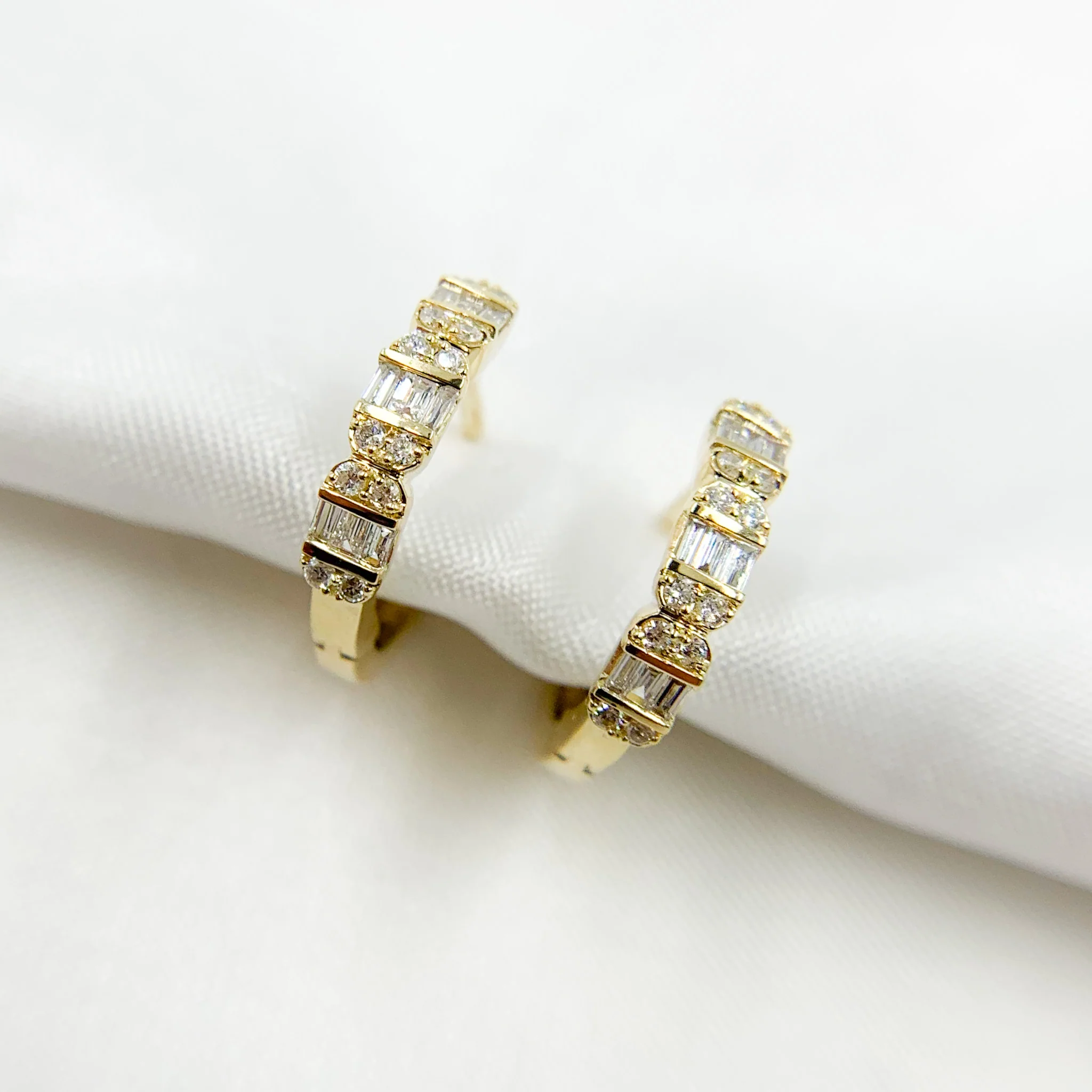 HP402527. 14K Solid Gold Diamond Baguette Hoop Earring - Image 7
