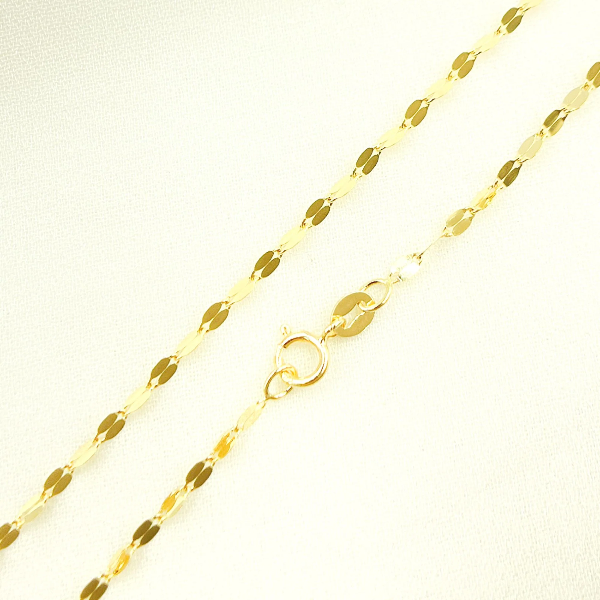 035FV10. 14K Solid Yellow Flat Marina Link Chain - Image 3