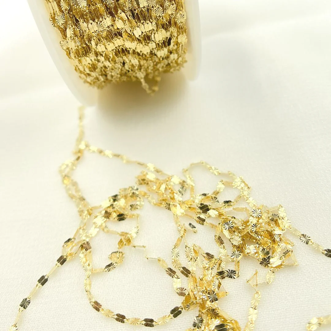 030FV30byFt. 14k Solid Yellow Gold Diamond Cut Marina Chain - Image 7