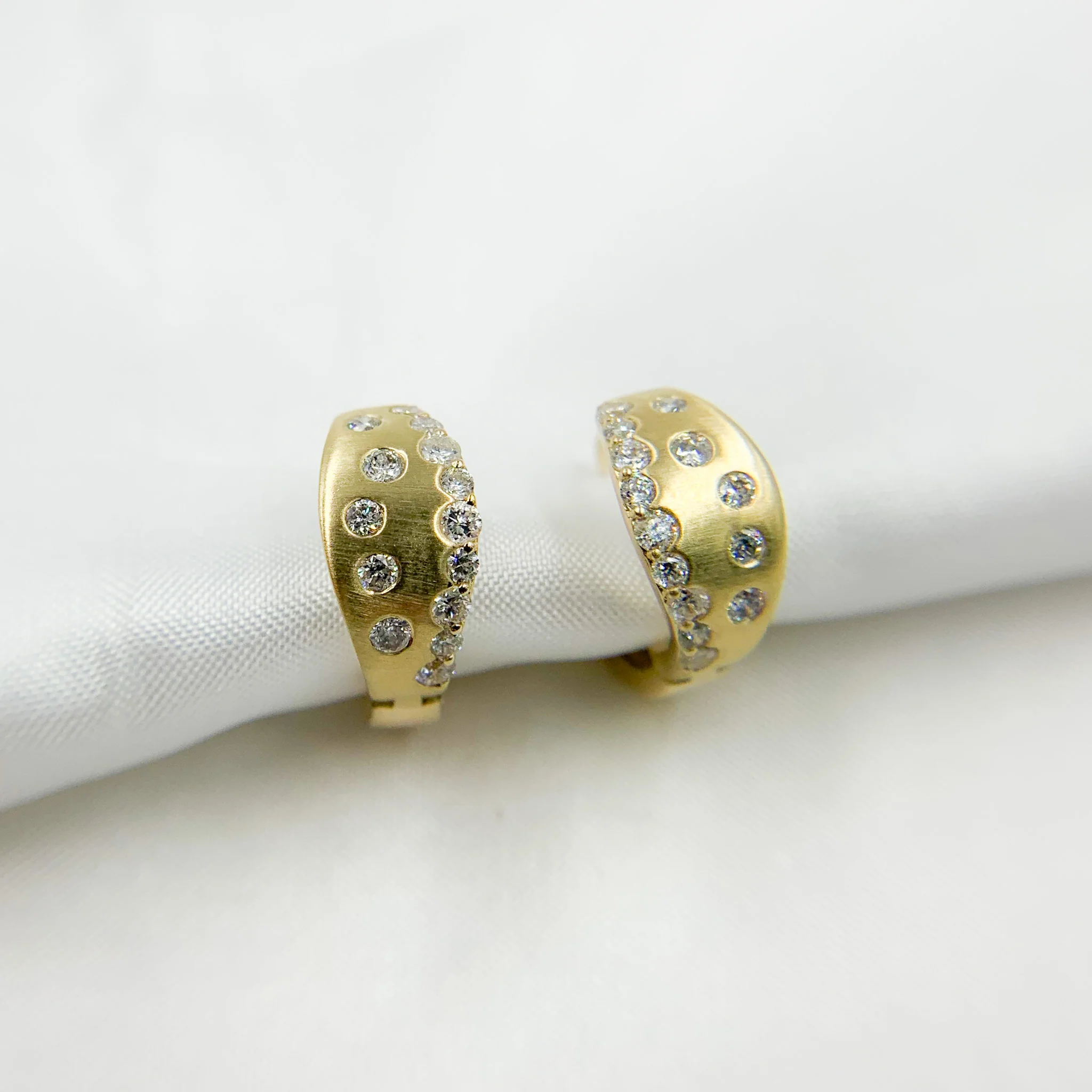 HP401867. 14K Solid Yellow Matte Gold Diamond Hoop Earring - Image 5