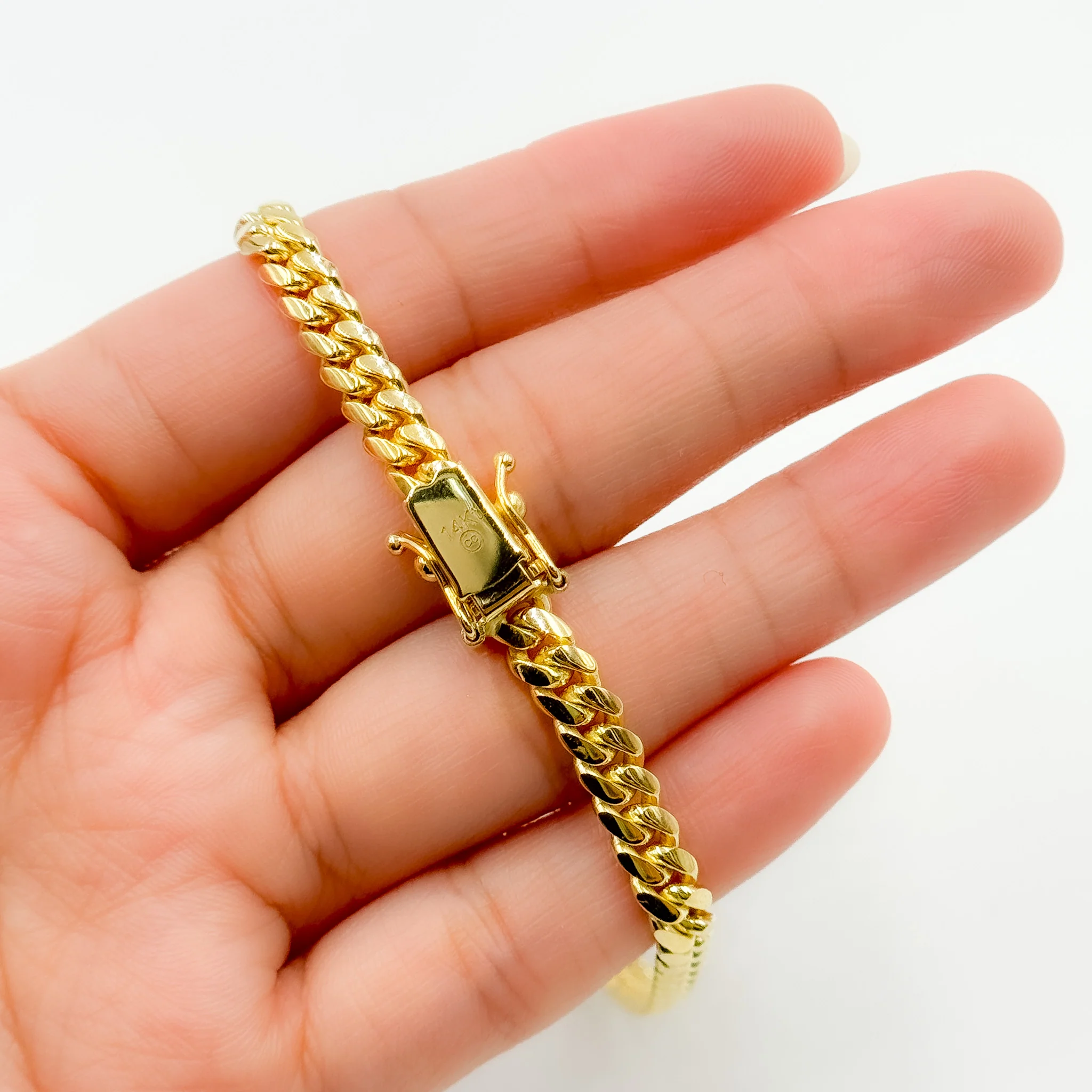 150R04GGA3BOXBracelet. 14K Solid Yellow Gold Flat Curb Link Bracelet - Image 8