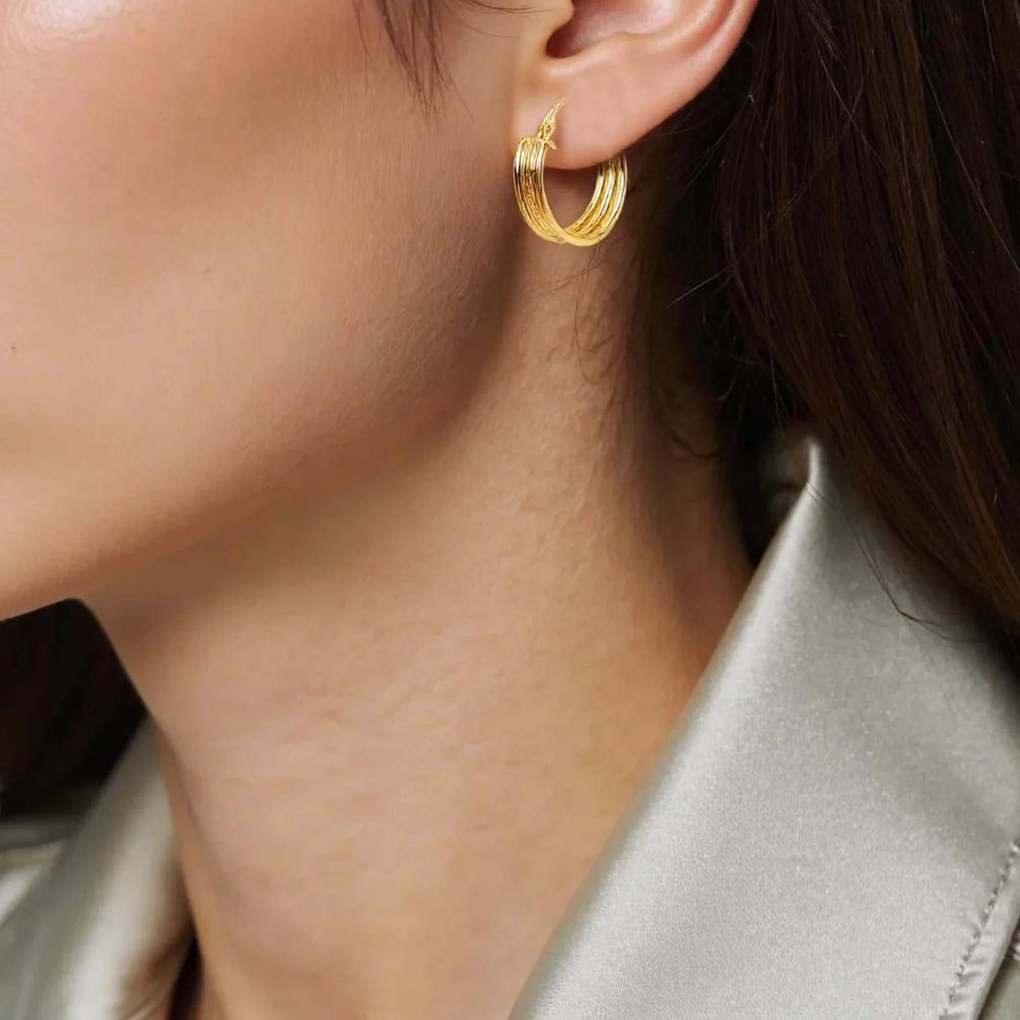 15850017958. 14K Solid Gold Smooth and Textured Triple Line Hollow Hoop Earrings