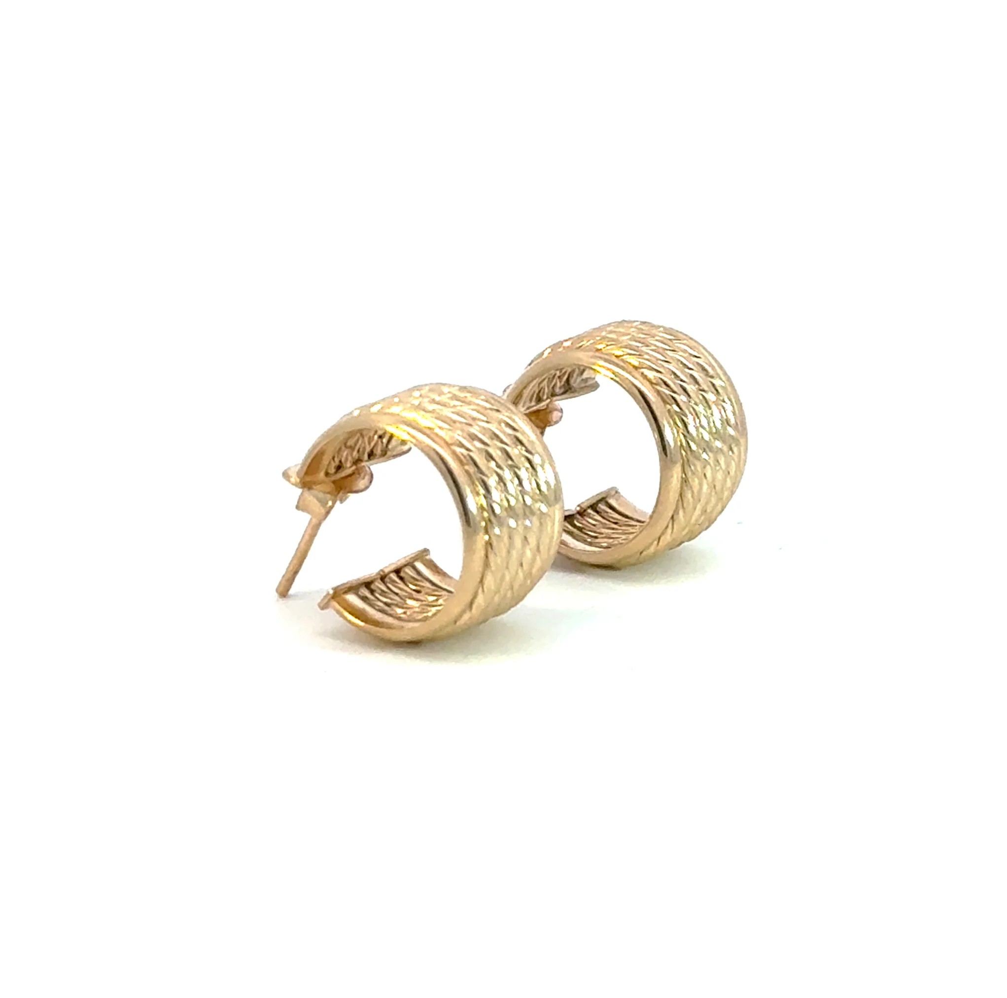 15850018990. 14K Solid Gold Ribbed Hollow Hoop Earrings - Image 5
