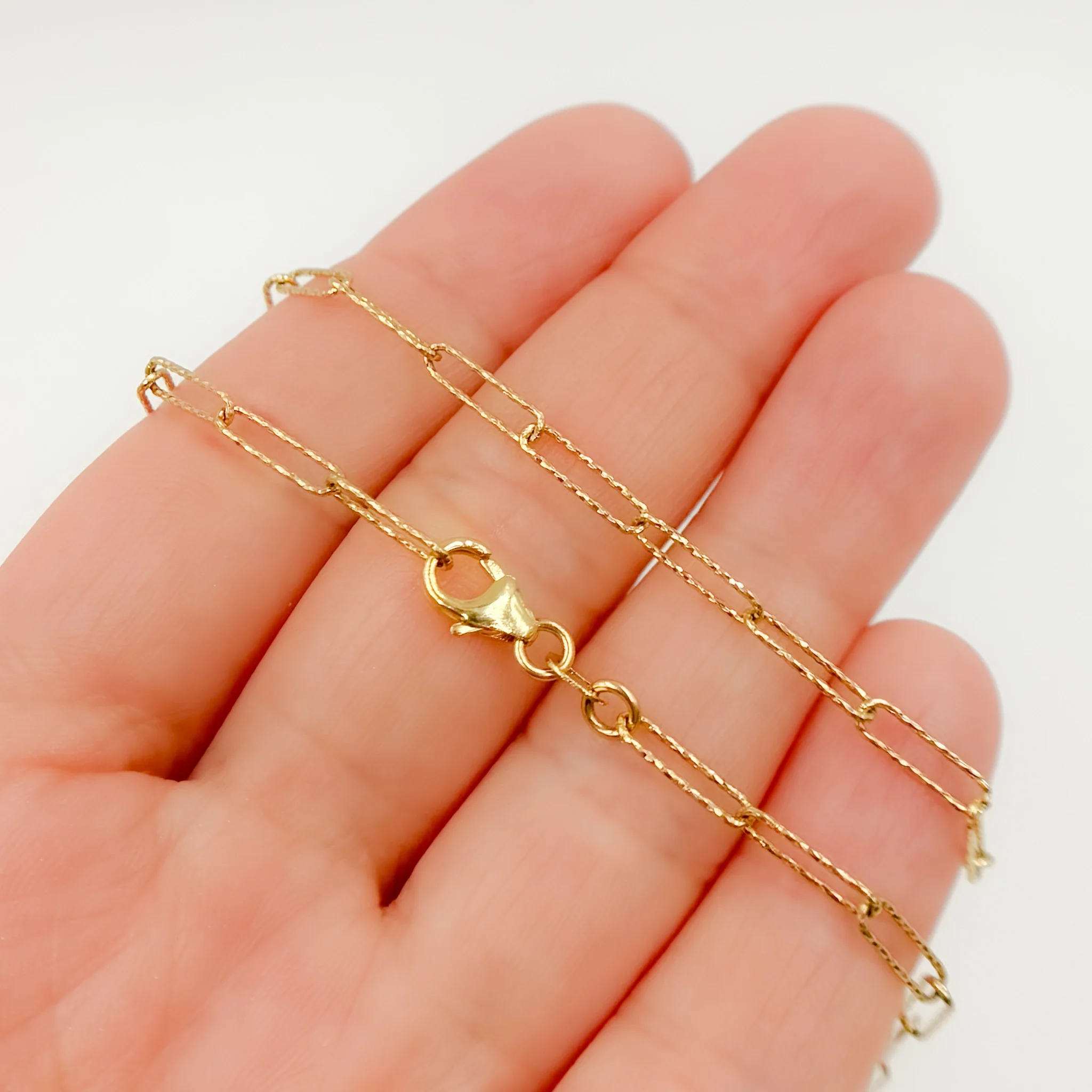 172FD. 14K Solid Gold Hammered Paperclip Chain - Image 2