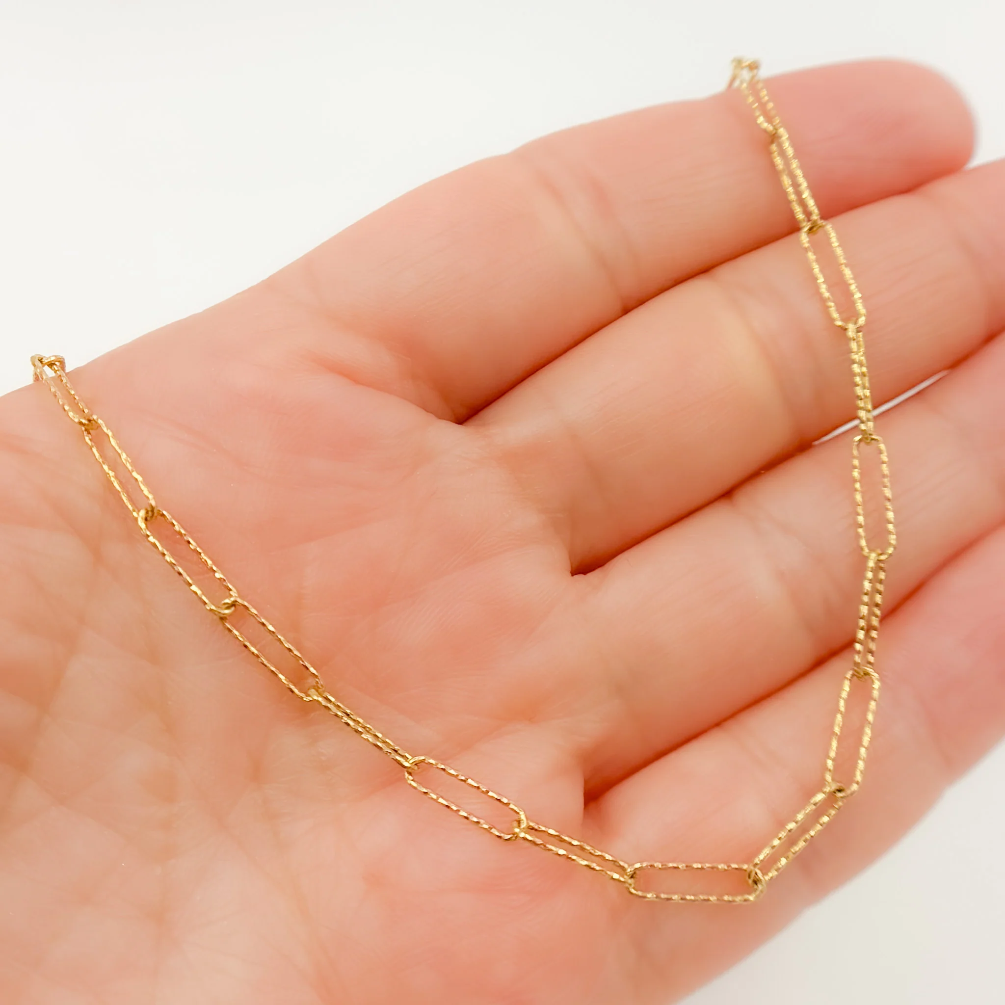 172FD. 14K Solid Gold Hammered Paperclip Chain - Image 3