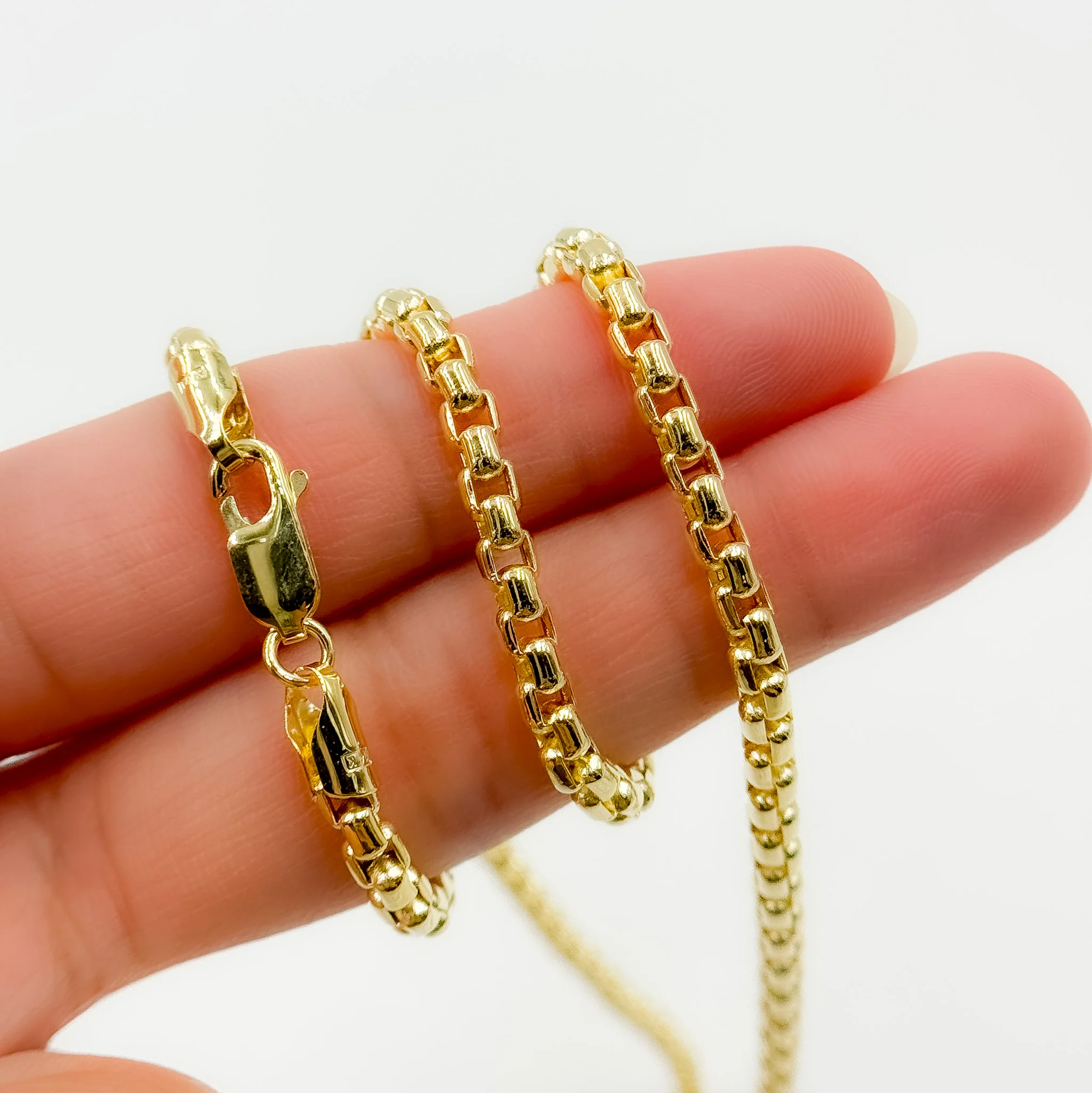 200HIV0934000. 14k Solid Yellow Gold Venetian Box Link Chain - Image 7