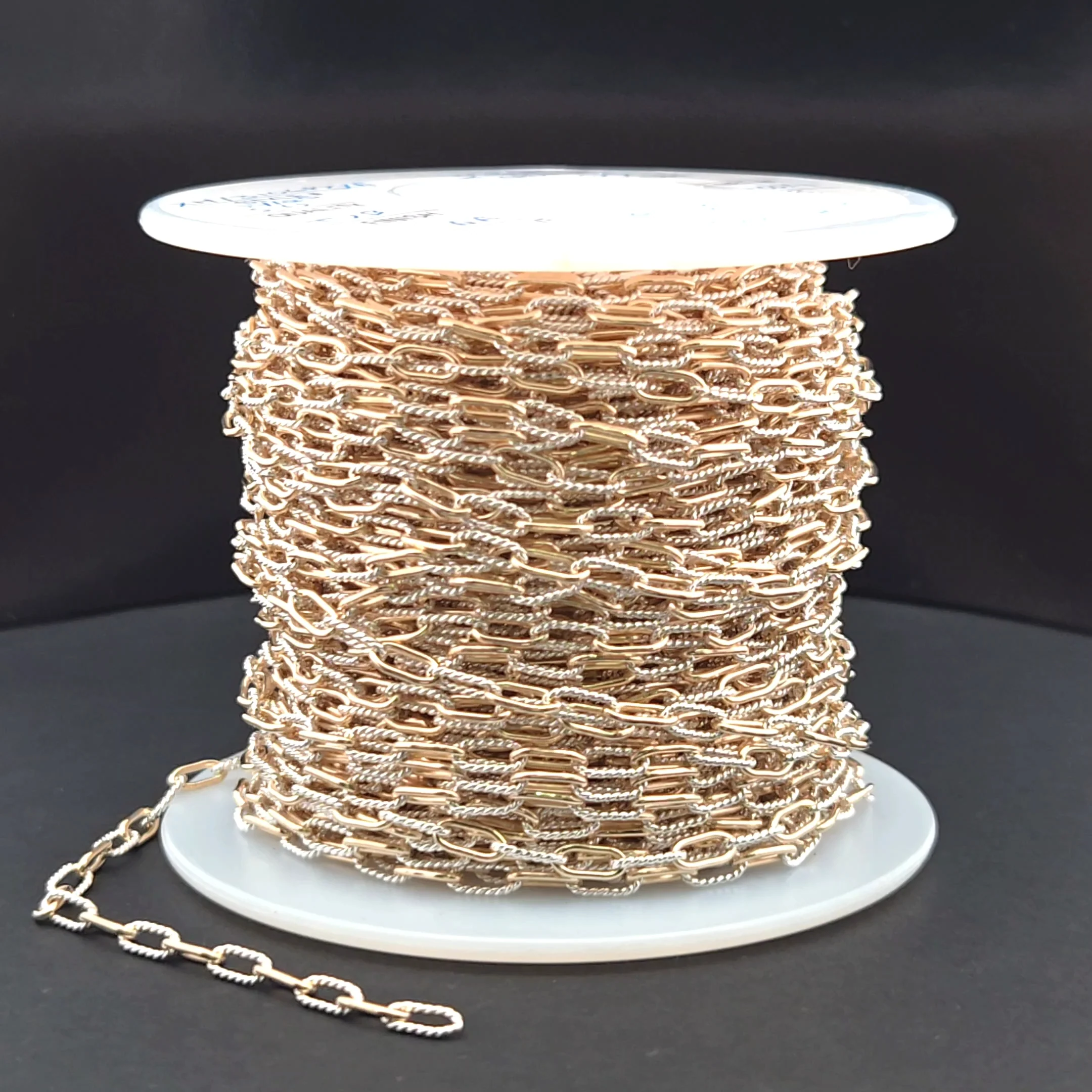 XM3106PZXETT. 14k Gold Filled Smooth and Silver Textured Paperclip Link Chain - Image 11