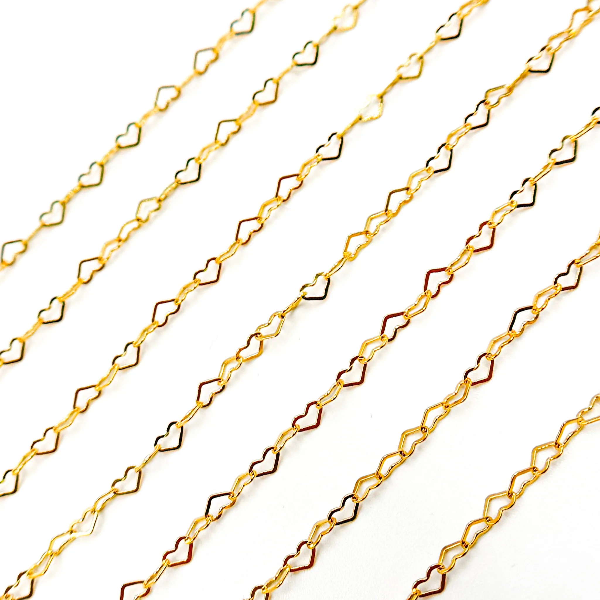 35F/SP-14K. 14K Yellow Solid Gold Flat Heart Link Chain - Image 3