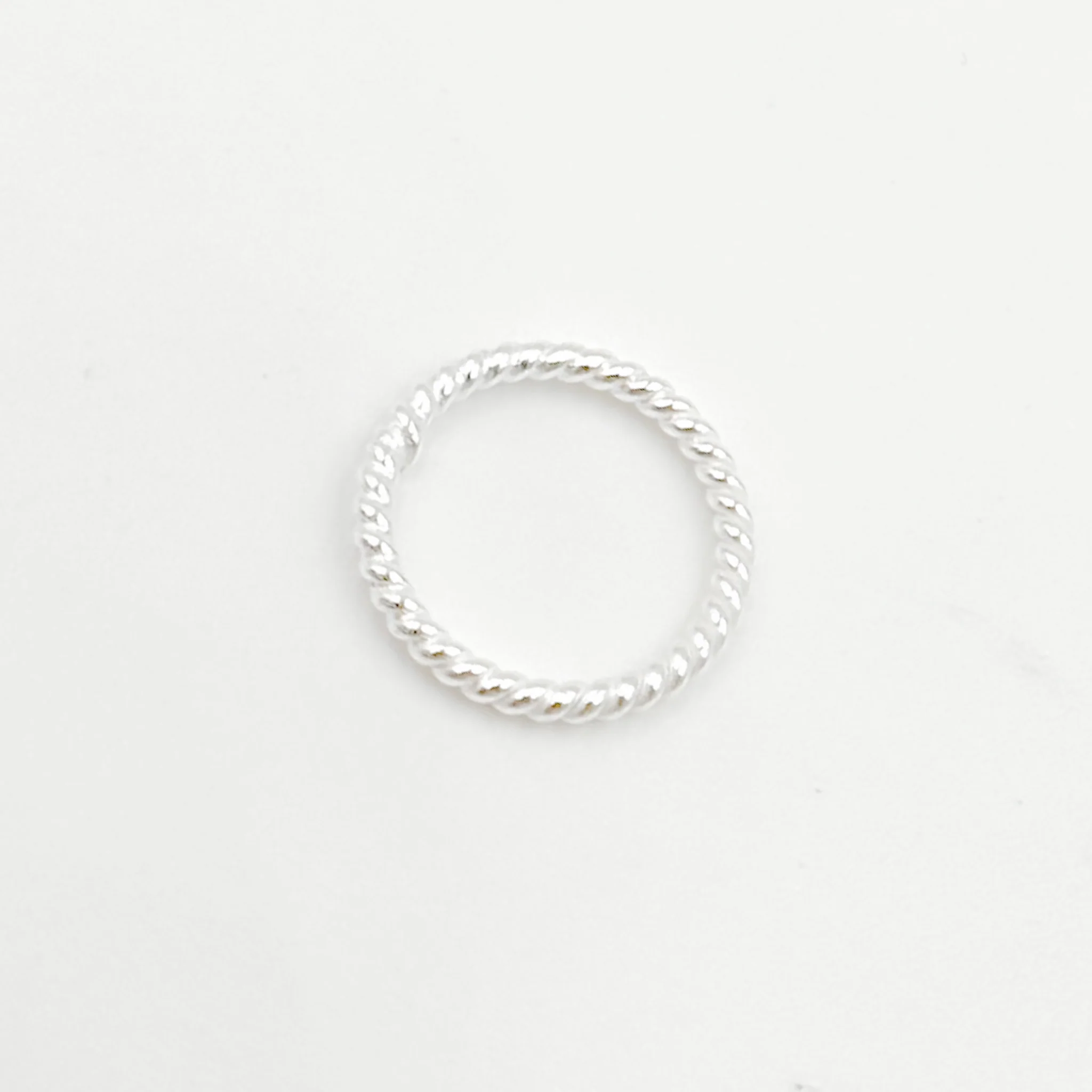 5004490CT. 10MM 20.5 Gauge White Twisted Close Jump Ring - Image 2