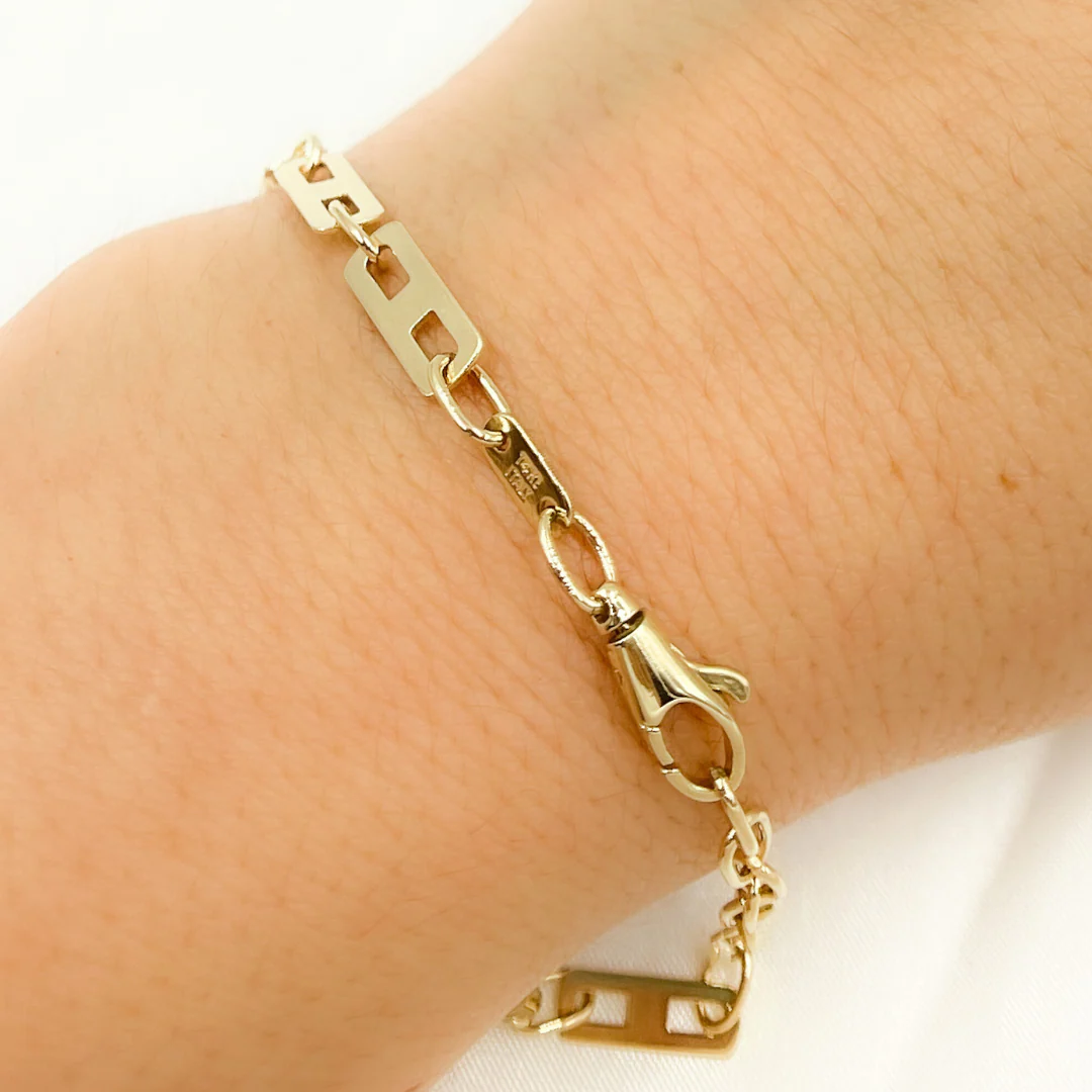 501295G Bracelet. 14k Solid Yellow Gold Mirror Flat Rectangle Link Bracelet - Image 3