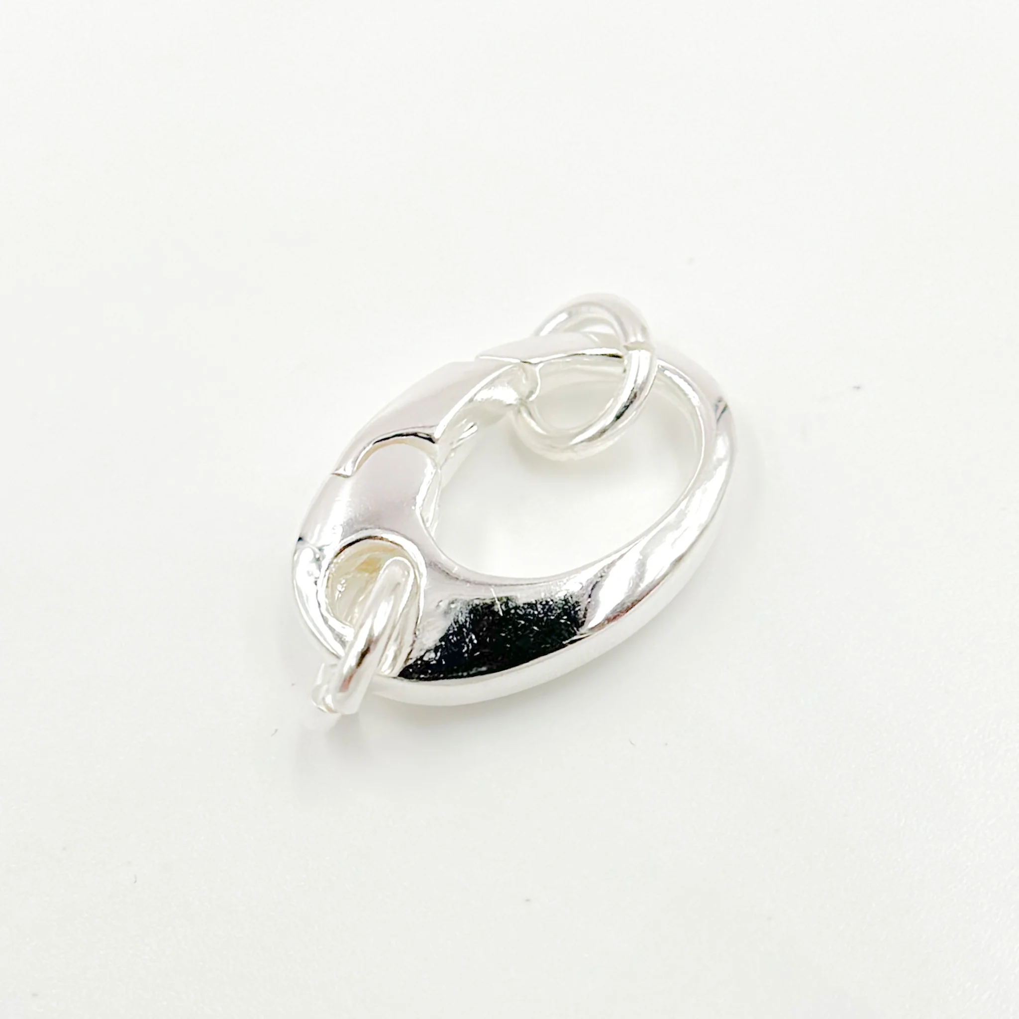 501SS. 17MM White Sterling Silver Oval Clasp - Image 4