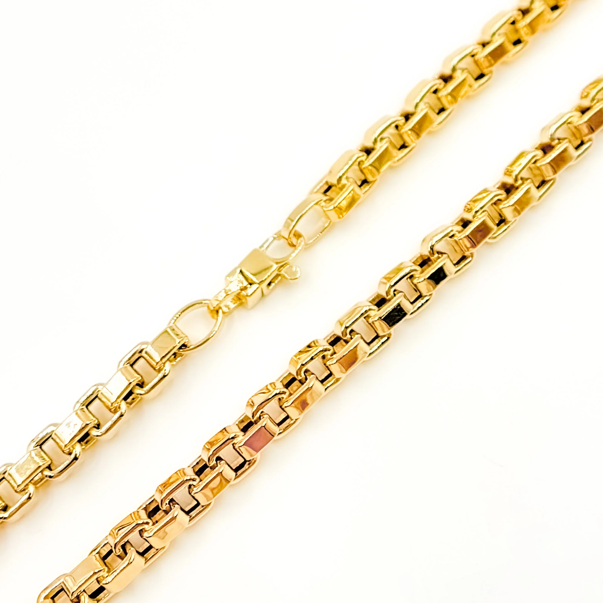 568/A311. 14K Solid Gold Hollow Box Link Necklace - Image 6