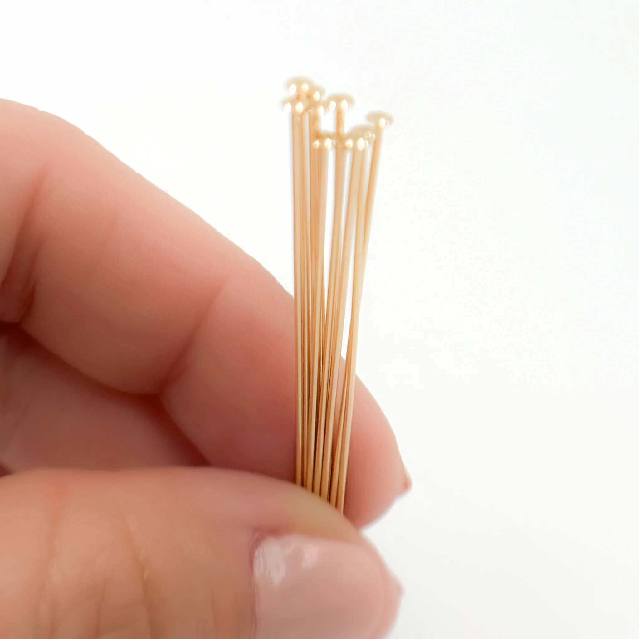 716C2.00. 26 Gauge Gold-filled Flat 2 Inch Headpin - Image 2