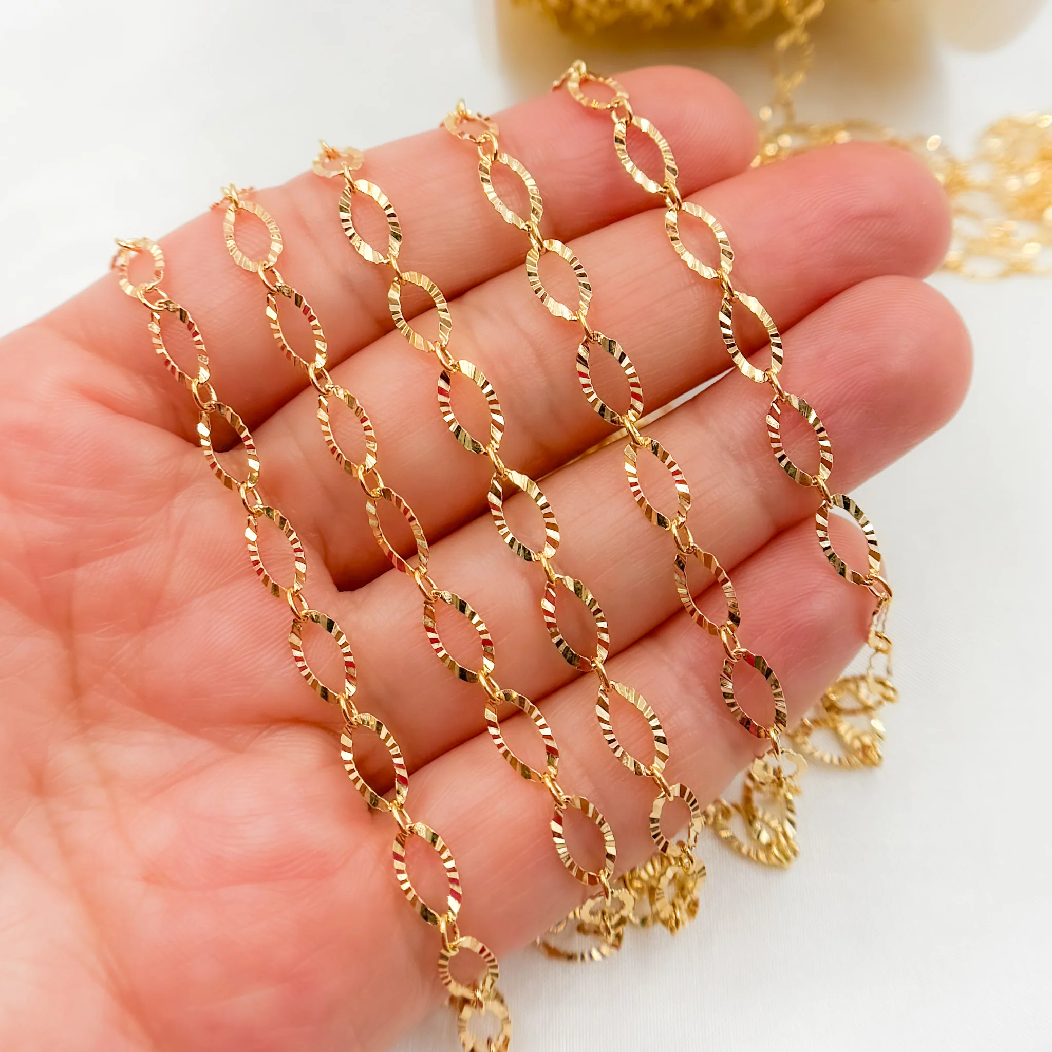 790SBGF. 14K Gold Filled Diamond Cut Oval Link Chain - Image 3