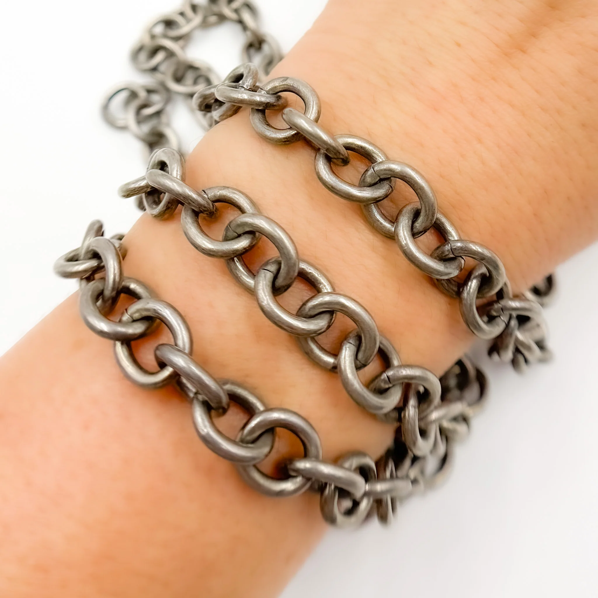 9004OX. Oxidized Sterling Silver Smooth Cable Chain - Image 4