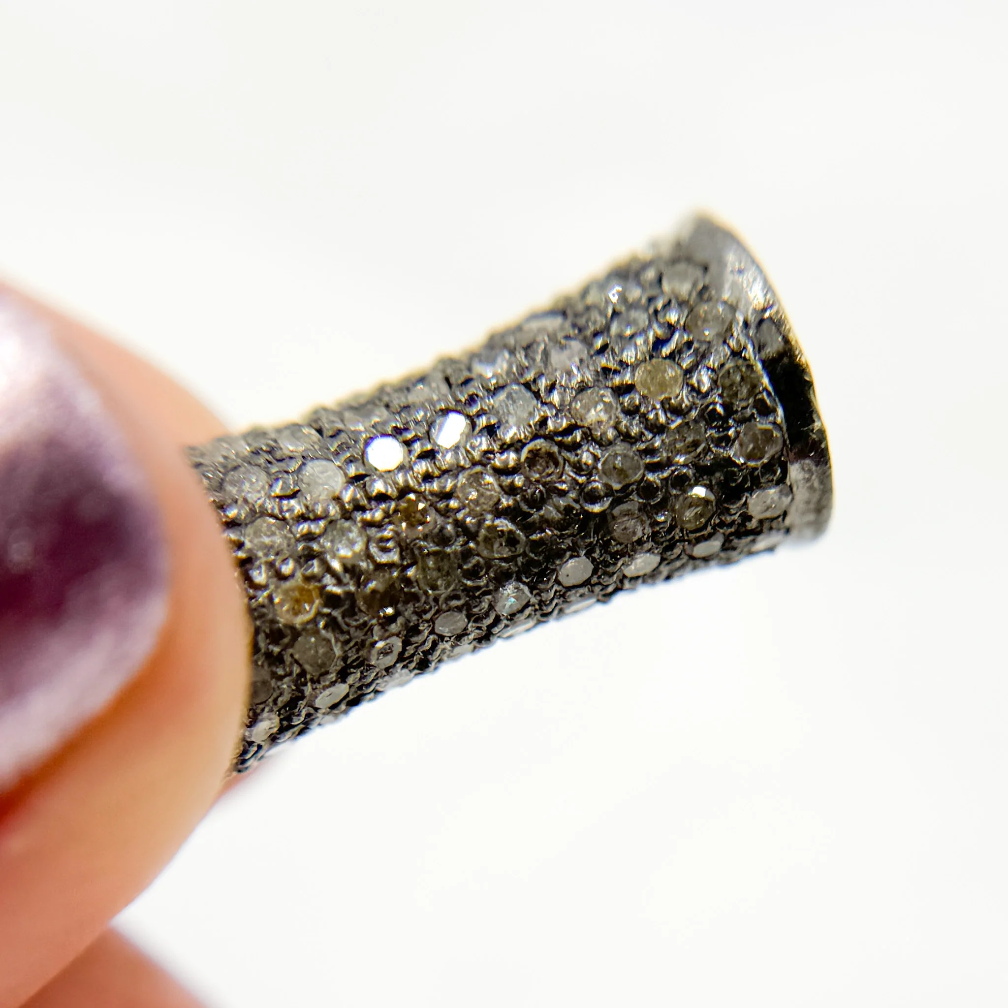 DC827. Diamond & Sterling Silver Cylindrical Bead - Image 4