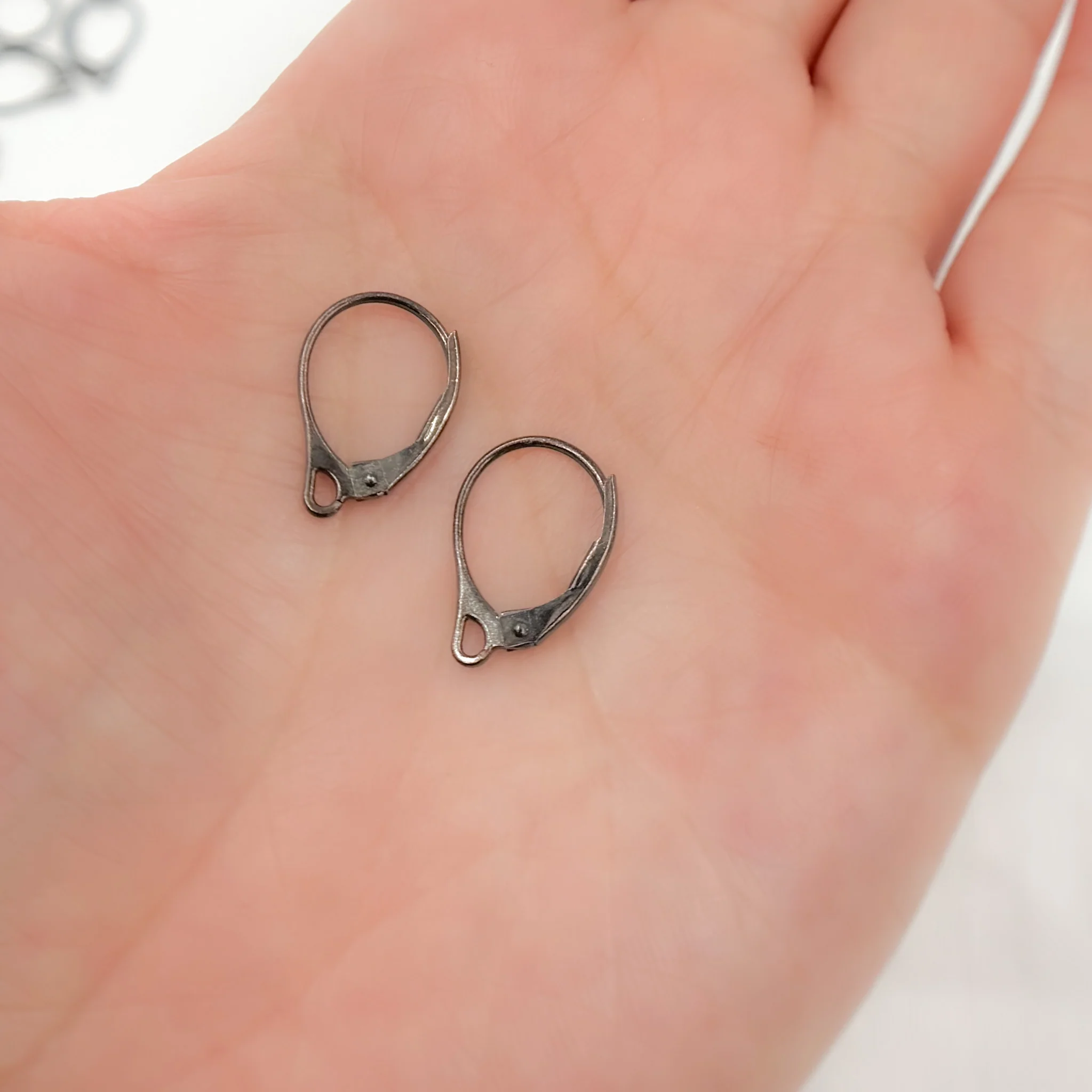 LB0BR. Black Rhodium Sterling Silver Plain Lever Back Ear Wire - Image 2