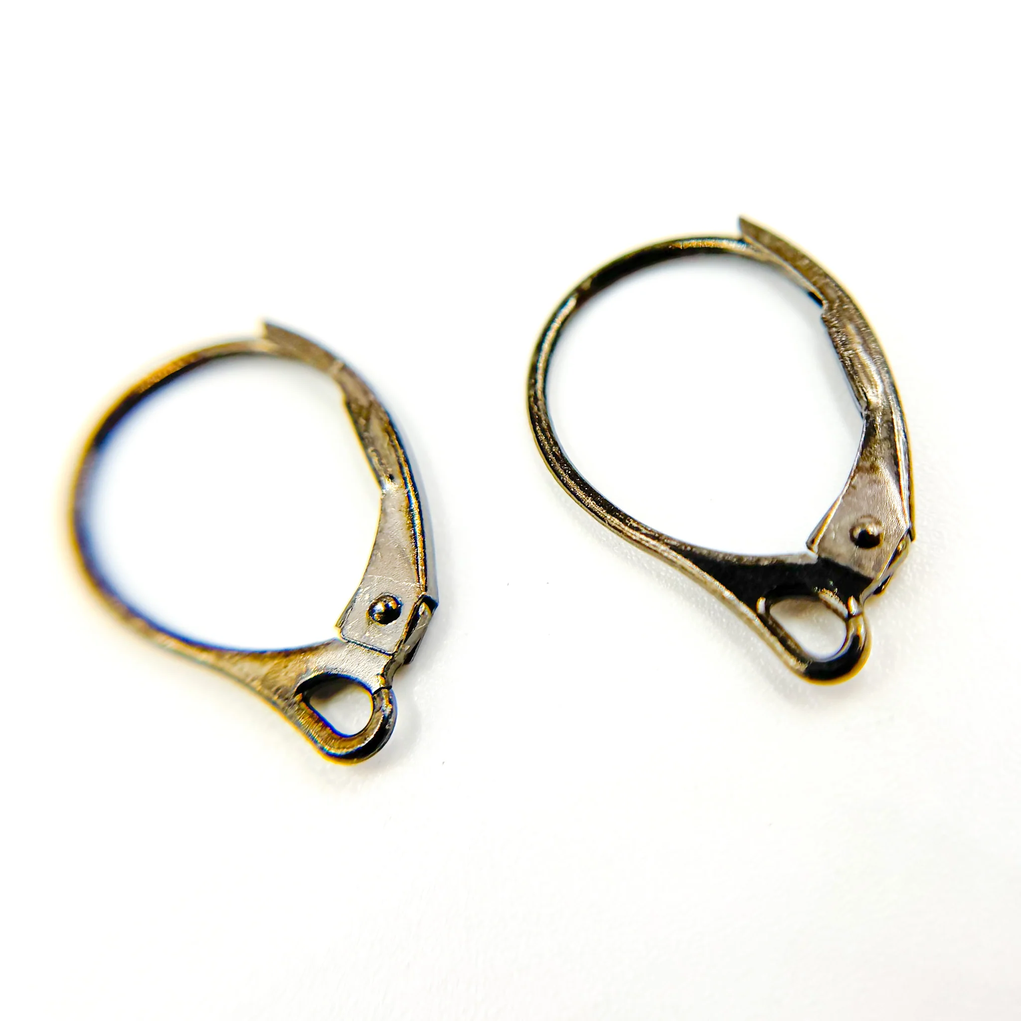 LB0BR. Black Rhodium Sterling Silver Plain Lever Back Ear Wire - Image 4