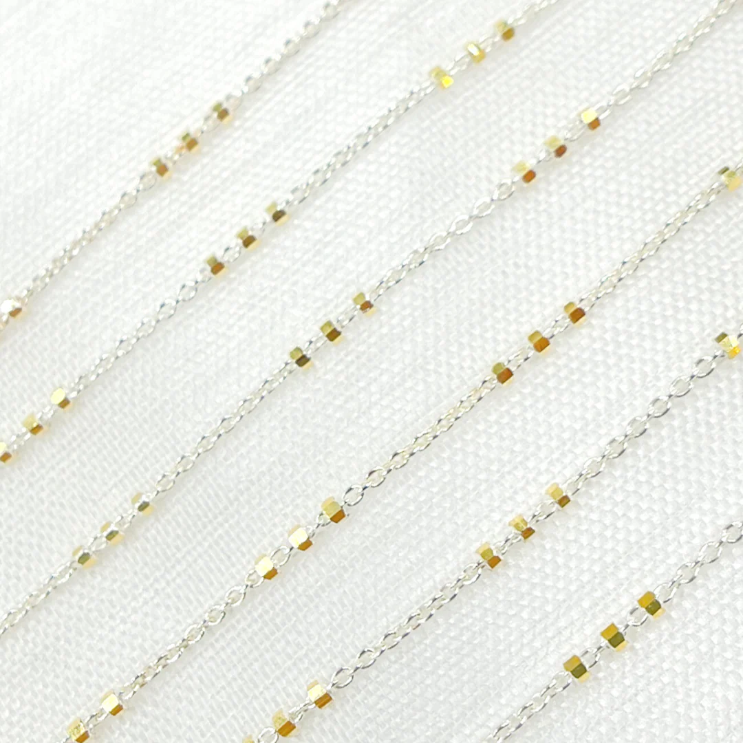 Z26GS2. 925 Sterling Silver Satellite Gold Plated 3 Cubes Chain - Image 3
