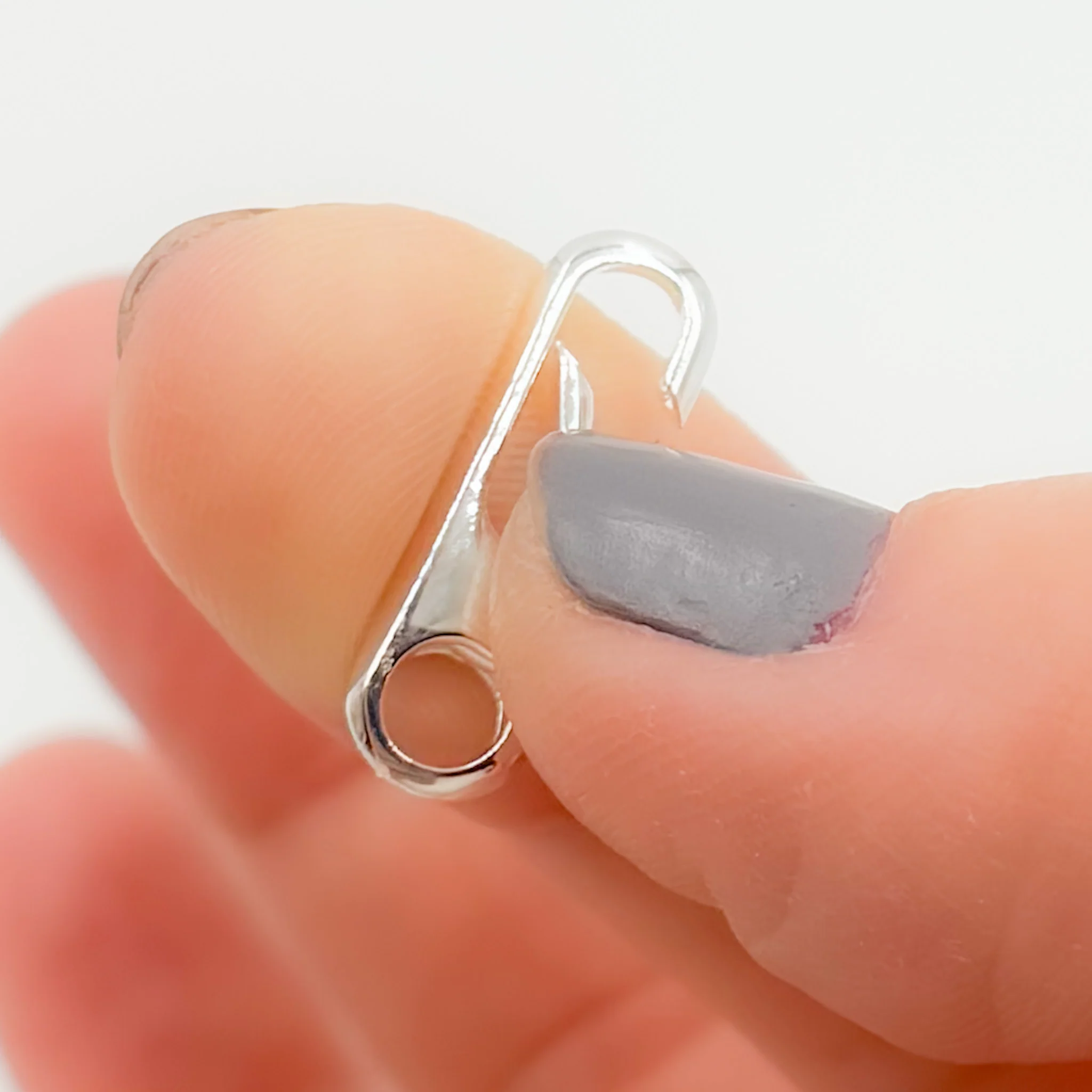 1355SS. 20MM White Sterling Silver Oval Clasp - Image 4
